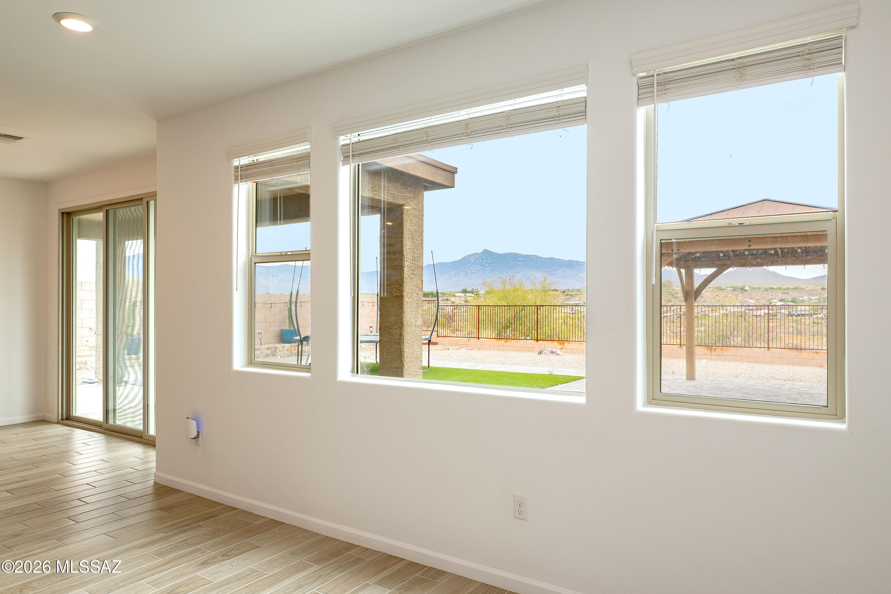 The Vistas At Rincon Knolls SQ20152600506 - Residential