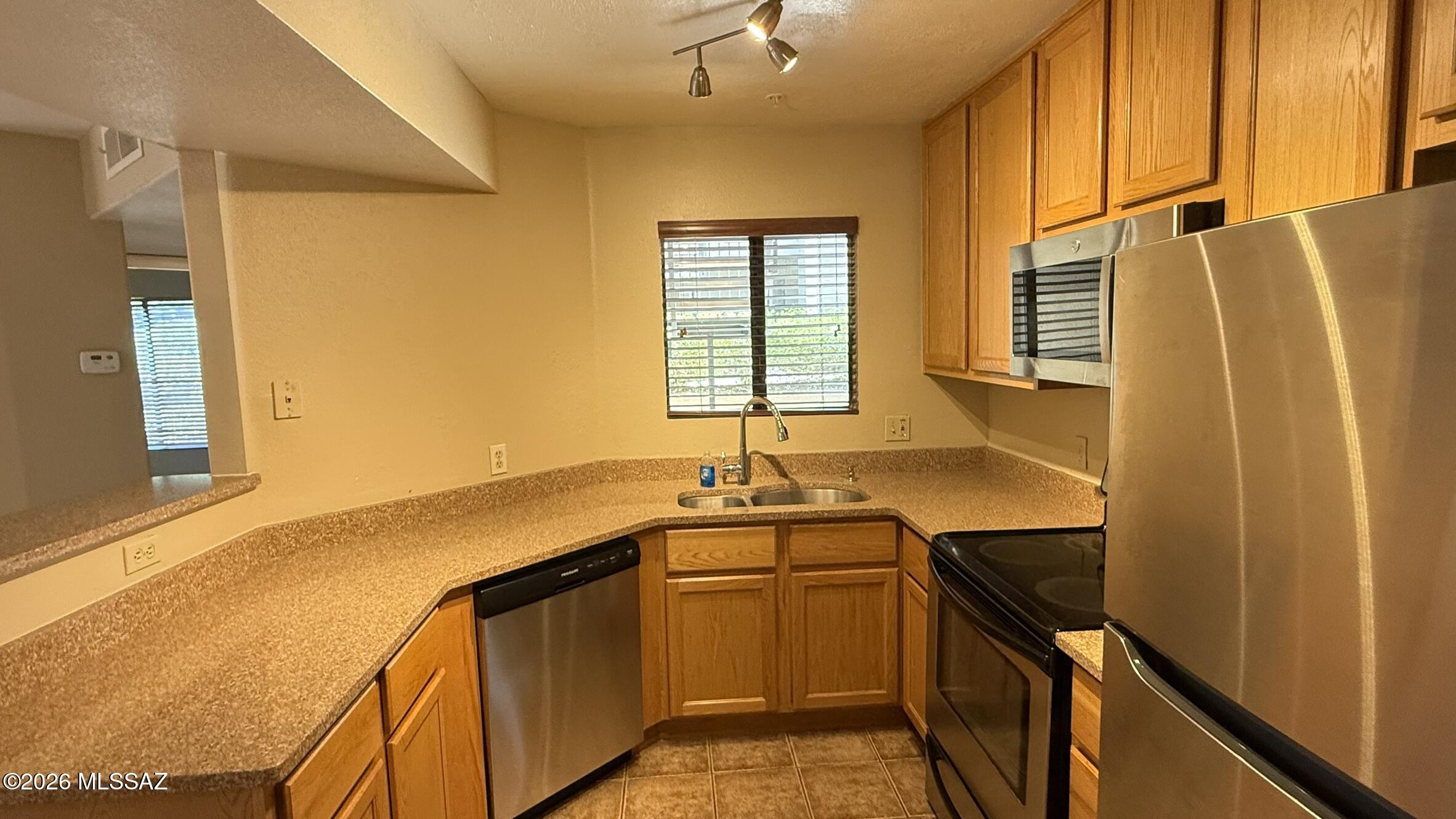 Veranda at Ventana Condominiums - Residential Lease