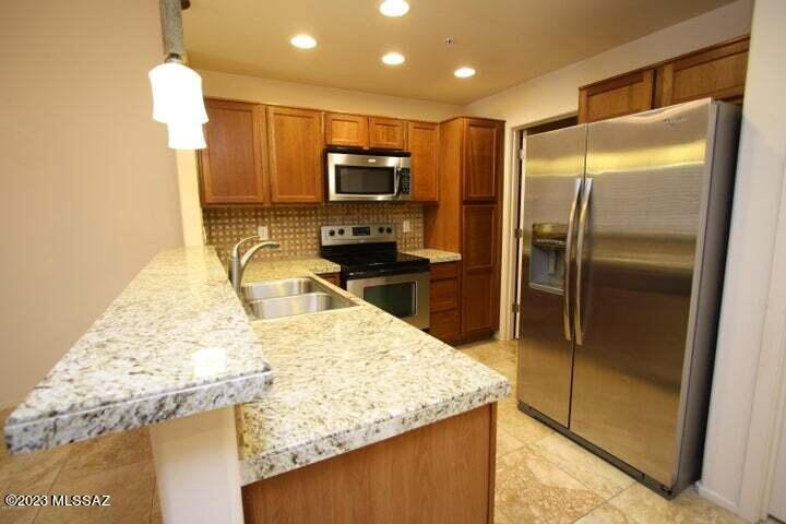 Placita Escondida Bldgs 18-20 Units 1-204 - Residential Lease