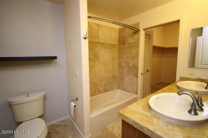Placita Escondida Bldgs 18-20 Units 1-204 - Residential Lease