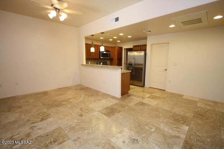 Placita Escondida Bldgs 18-20 Units 1-204 - Residential Lease