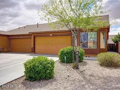 Tres Pueblos - Residential Lease