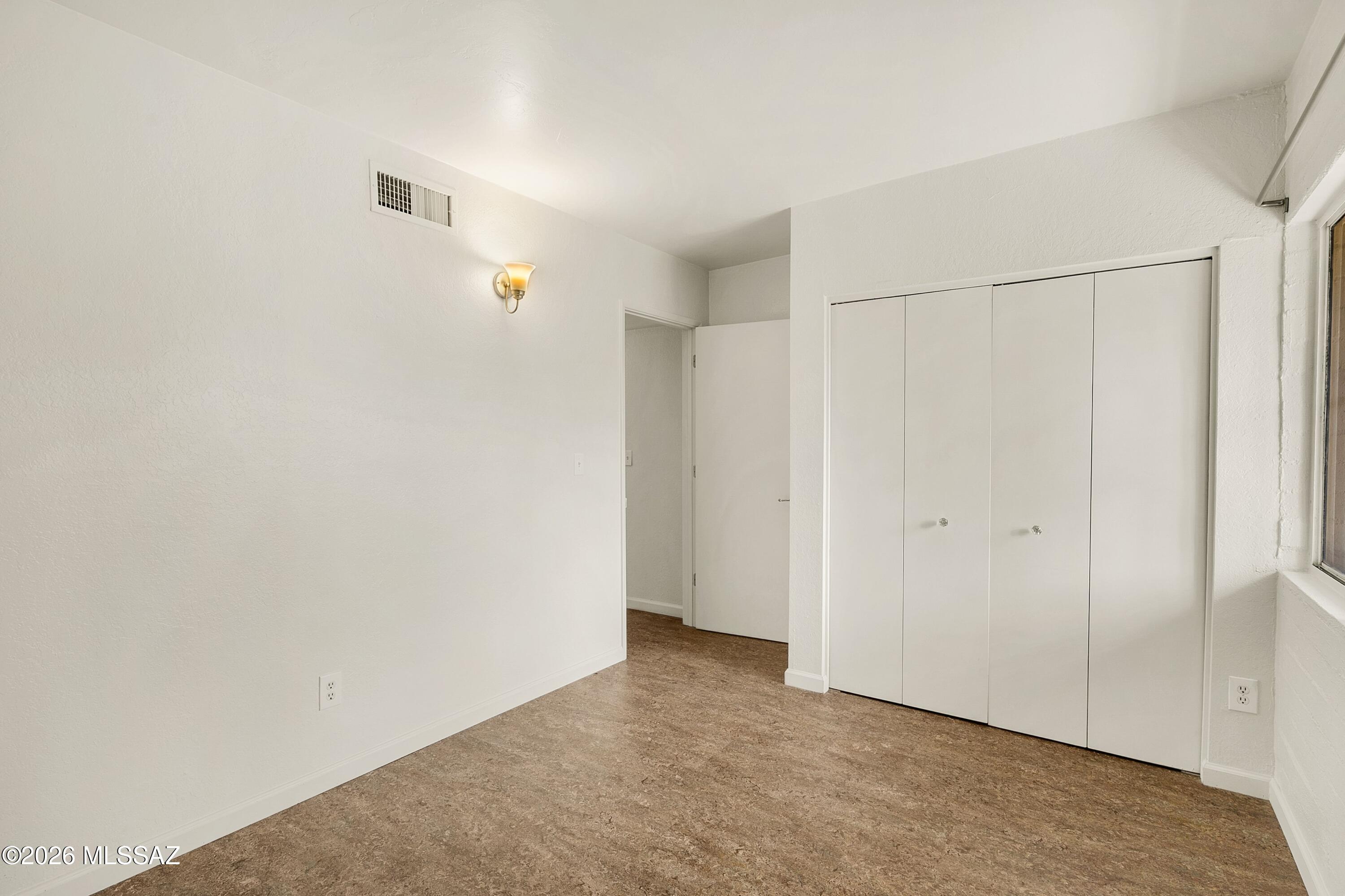 San Francisco Square (1-16) - Residential