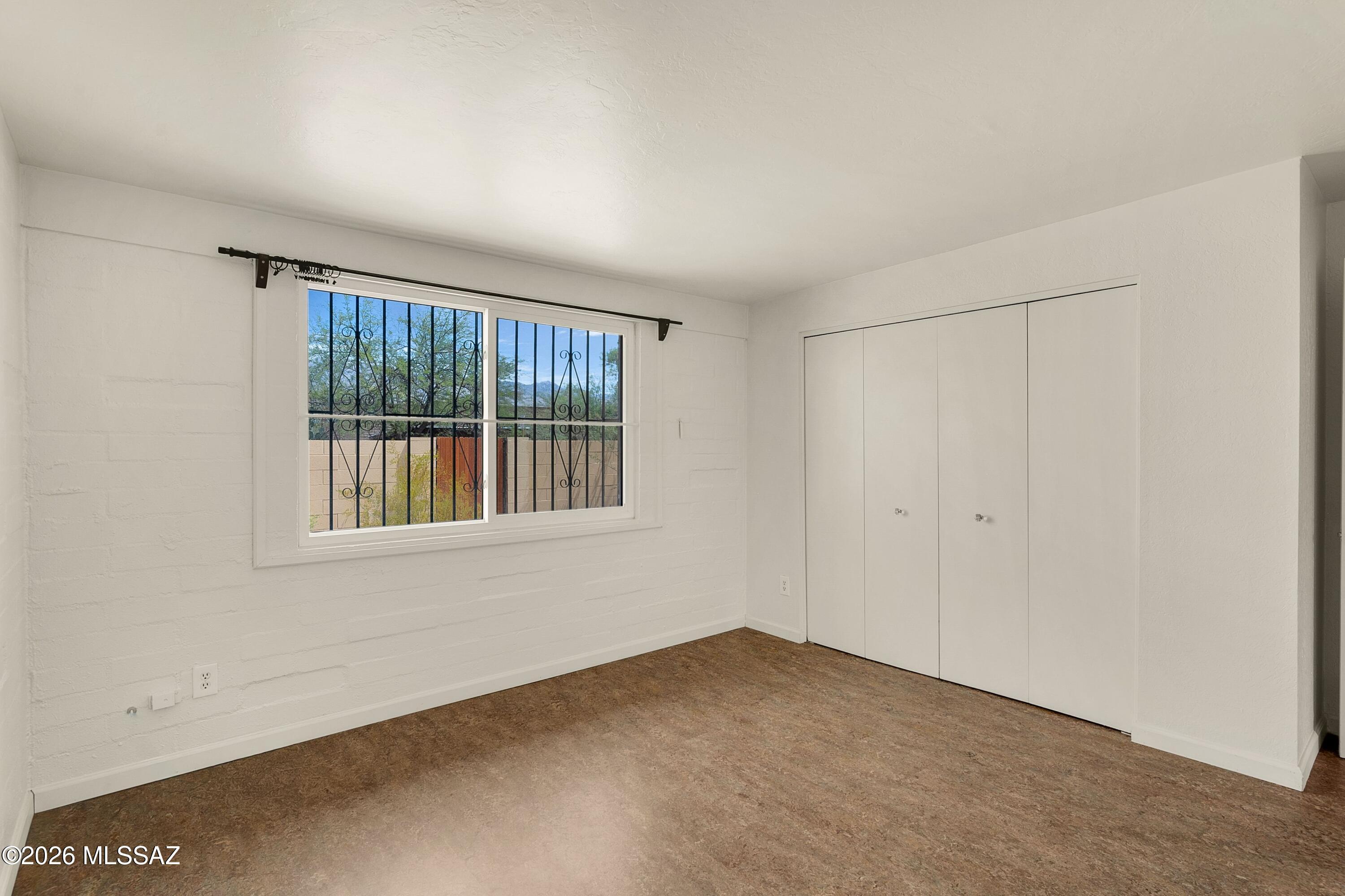 San Francisco Square (1-16) - Residential