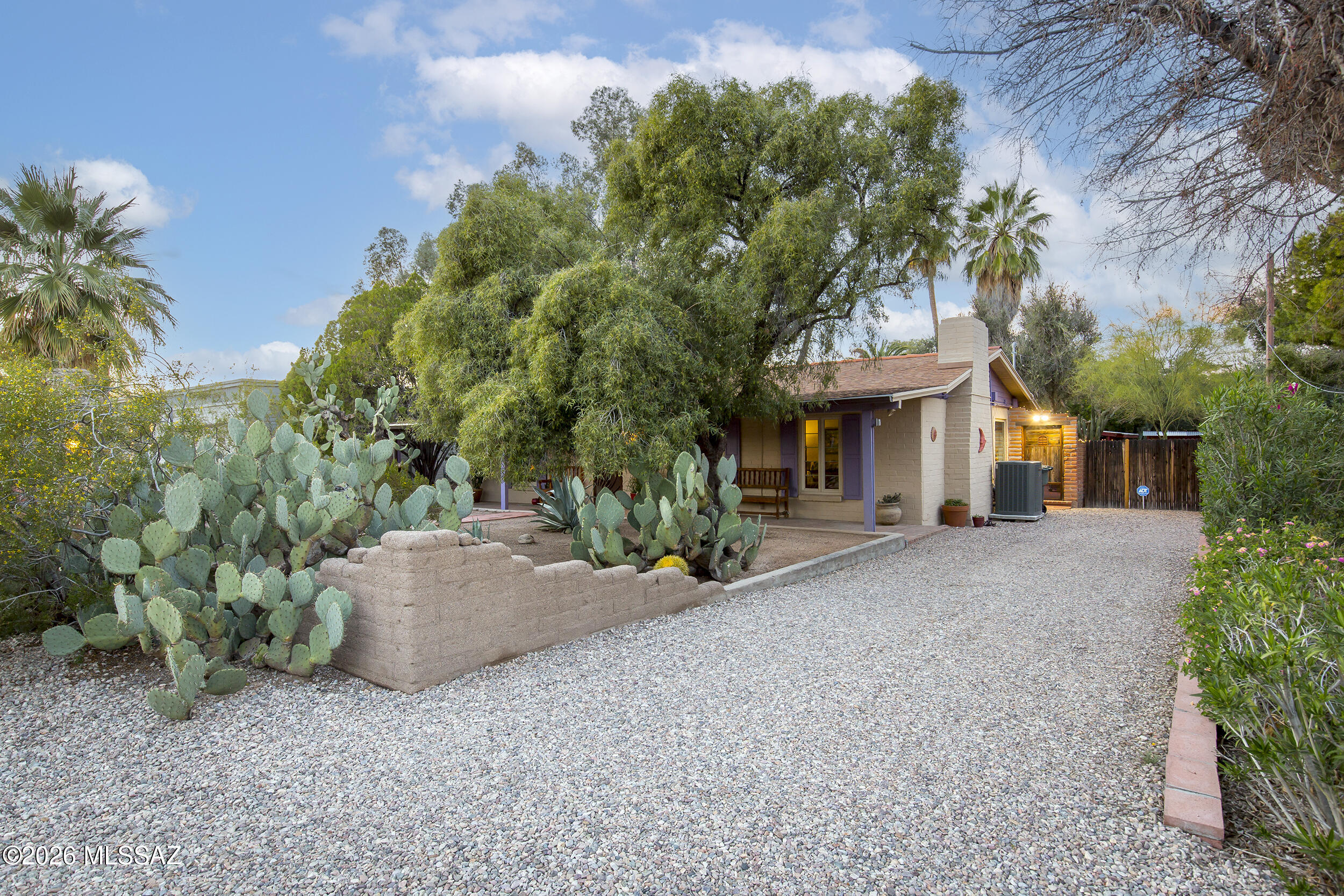 El Montevideo Estates - Residential