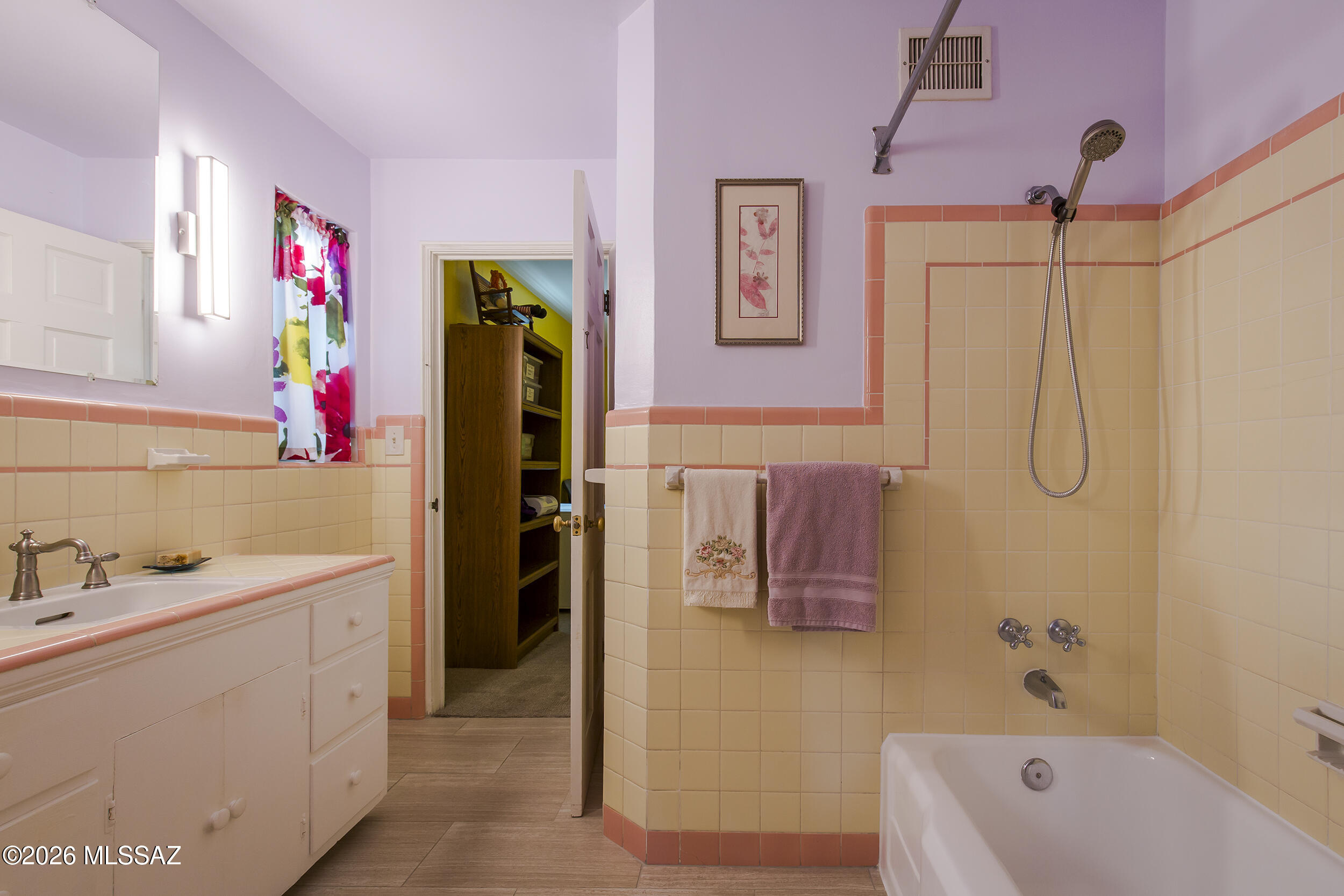 El Montevideo Estates - Residential