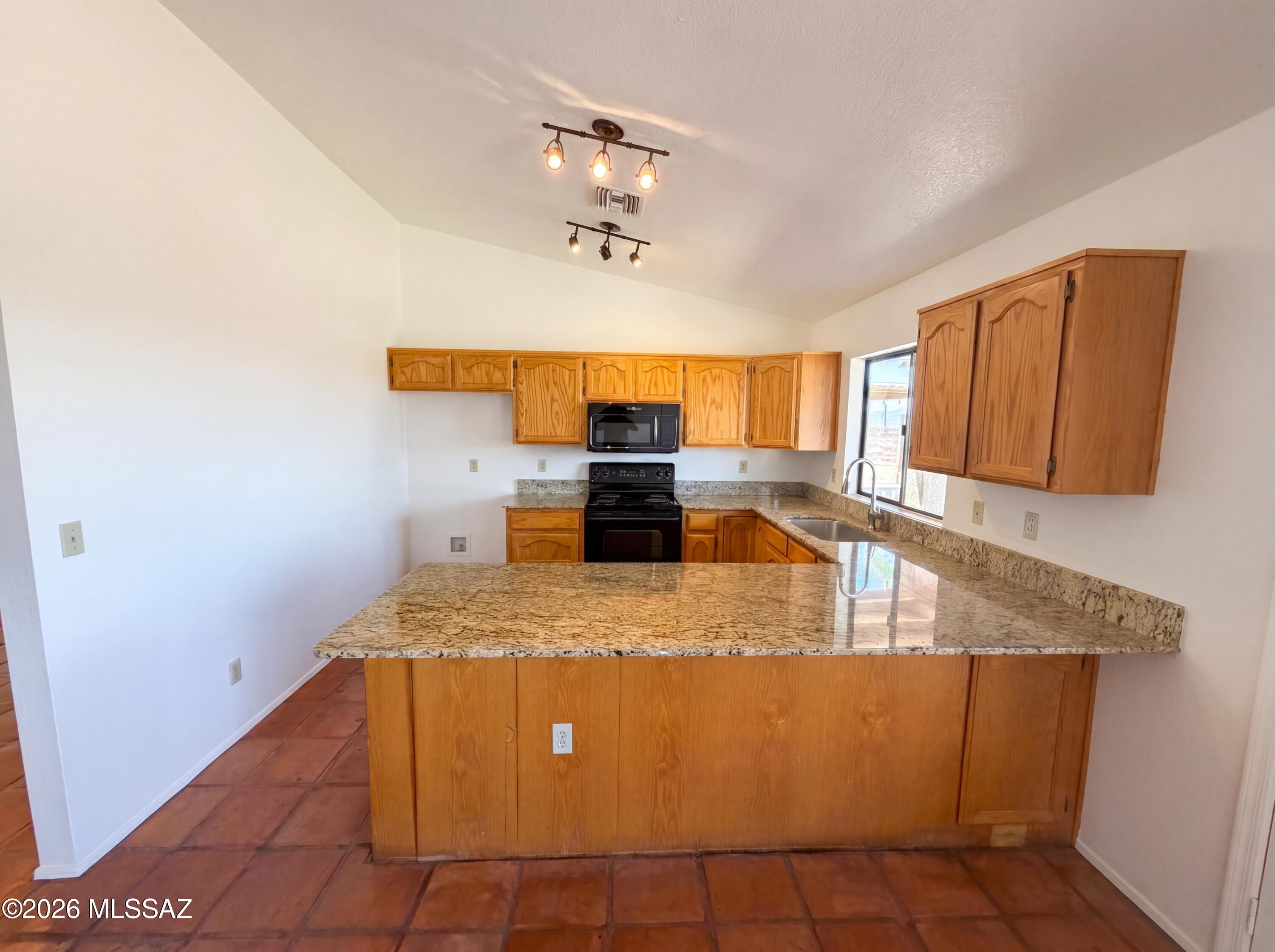Linda Vista Terrace(1-102) - Residential