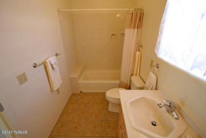 Fremont Estates (1-5) - Residential Lease