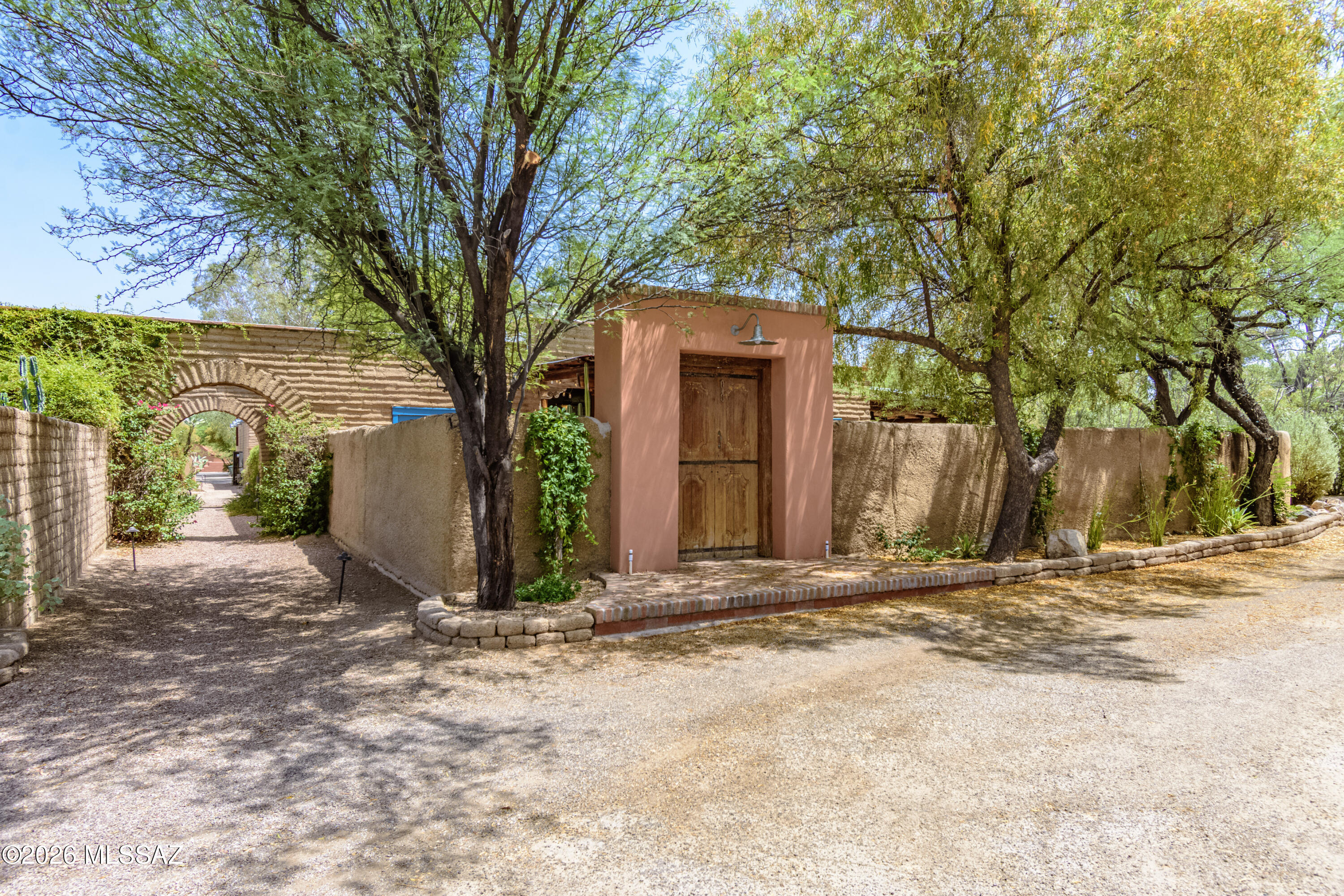 Fort Lowell Place (1-12) - Residential