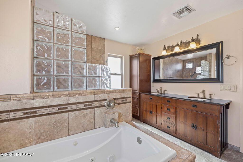 White Fence Farms (1-65) - Residential