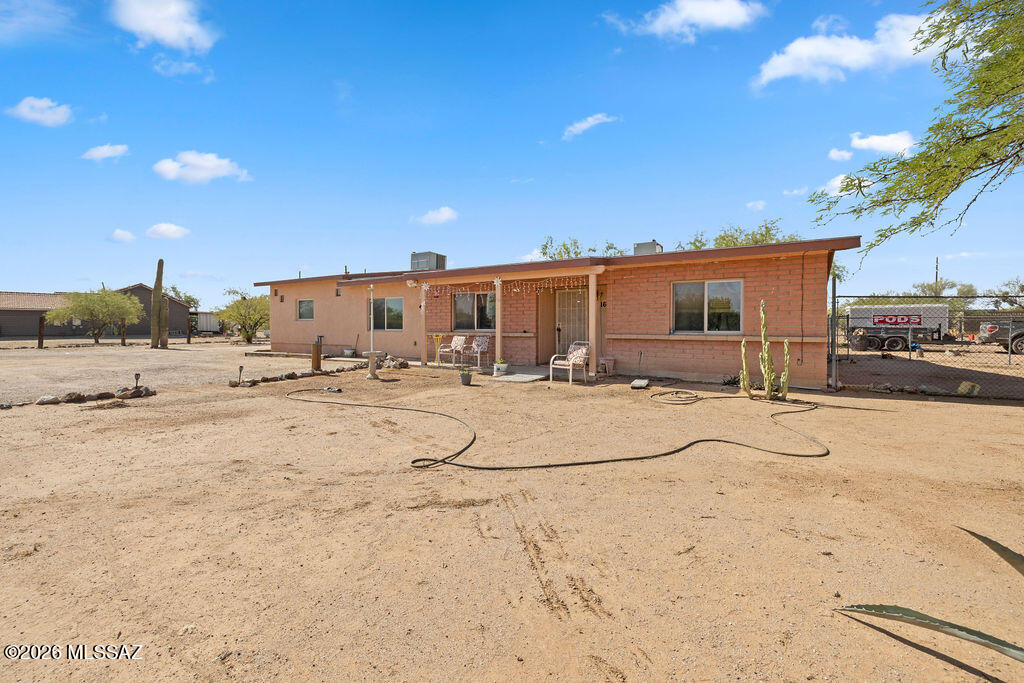 White Fence Farms (1-65) - Residential