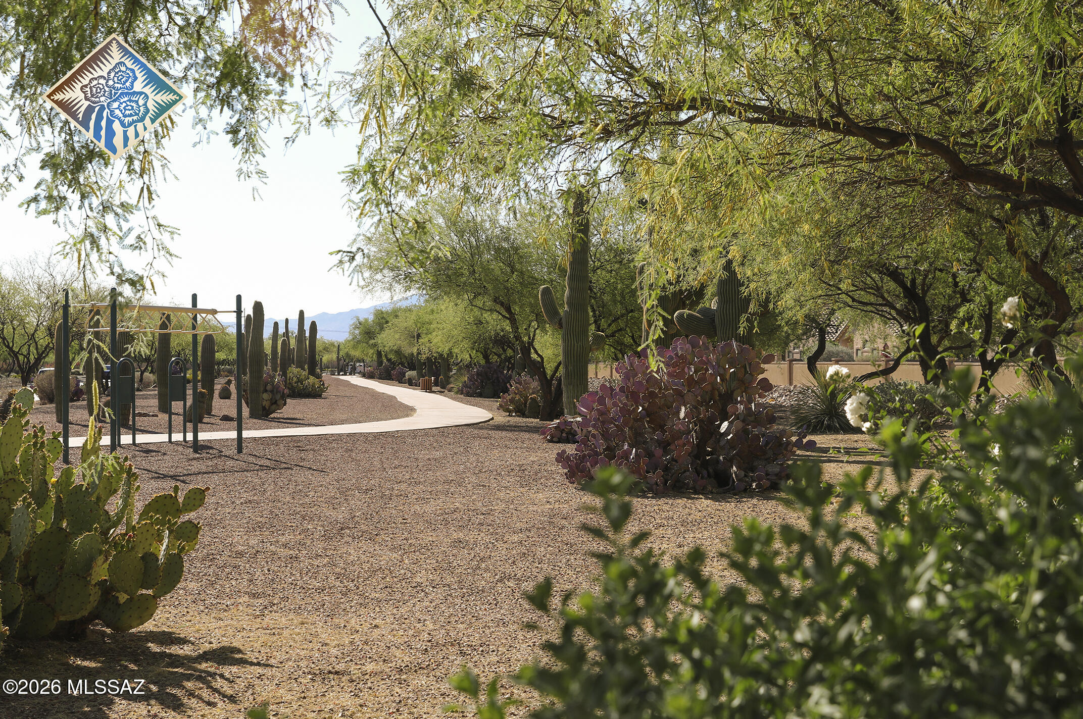 Entrada Del Rio - Residential