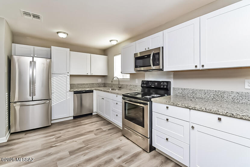 Tucson Mountain Village (1-236) - Residential Lease