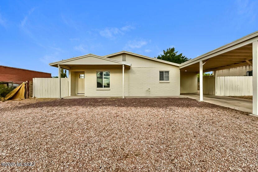 AVAILABLE NOW!
** All Atlas Real Estate residents are enrolled in the Resident Benefits Package (RBP) at a monthly rate of $49.99/month with a one-time utility set-up fee of $30. Fee includes Smart rent, (for applicable properties) HVAC air filter delivery (for applicable properties), utility concierge service making utility connection a breeze during your move-in, our best-in-class resident rewards program, and much more! More details upon application. ** Renters Insurance Required
Pet Policy: (Pet screening application required) Pets accepted! $300 one time pet fee (per pet) is due at the time of move in. As low as $35 monthly pet rent (per pet).