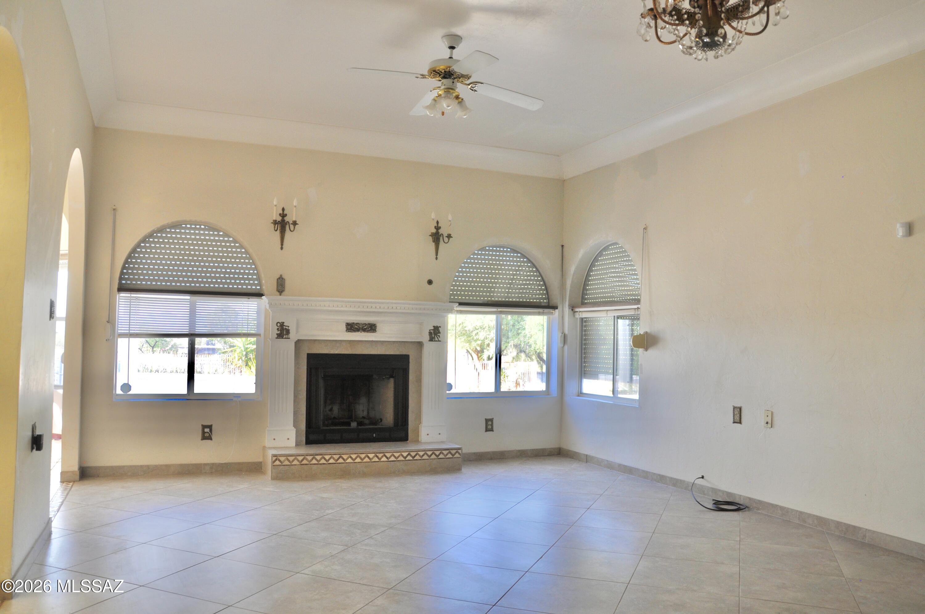 Camino Del Oeste Estates (1-38) - Residential