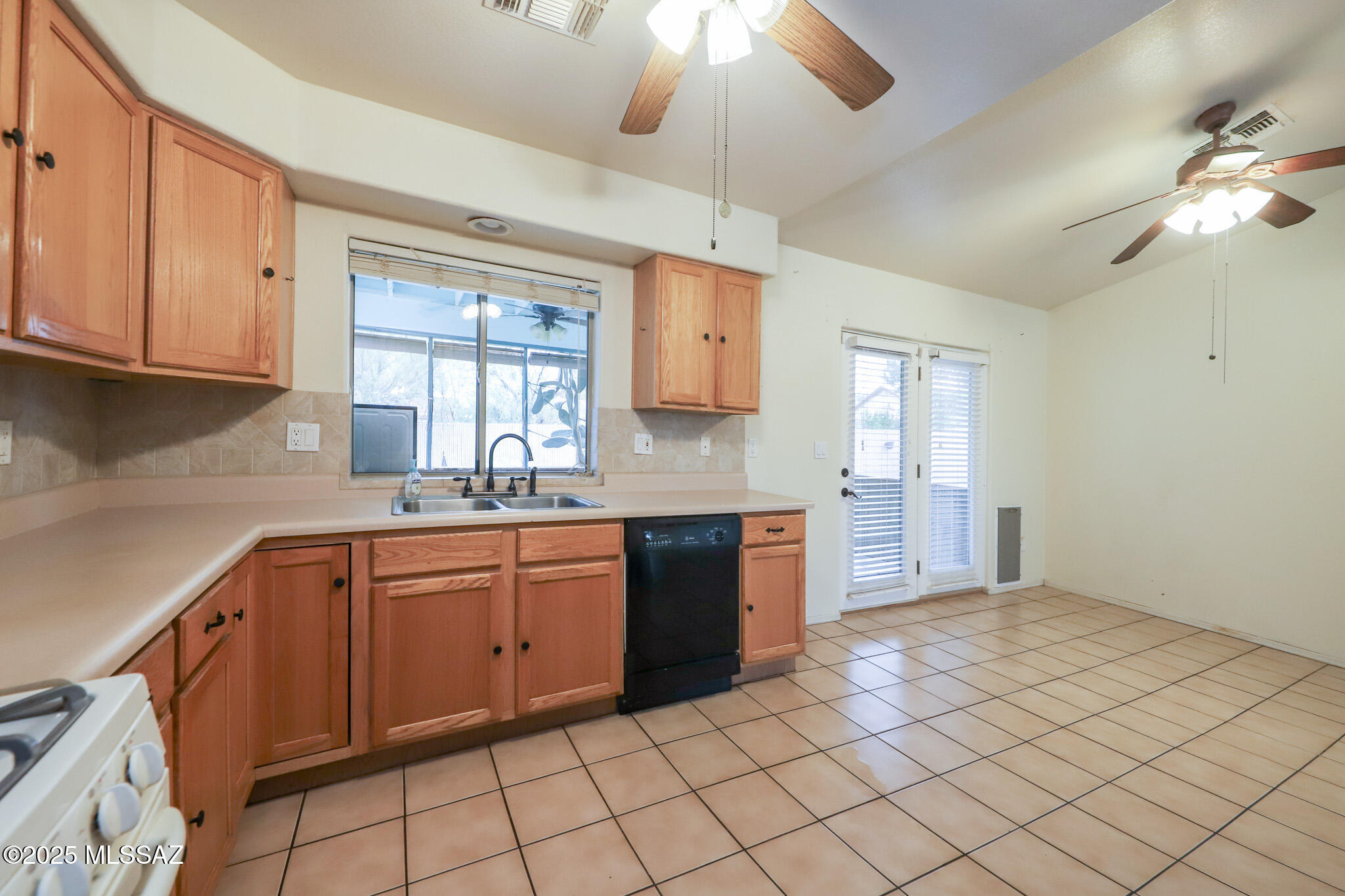 New Tucson Unit NO. 1 (1-127) - Residential