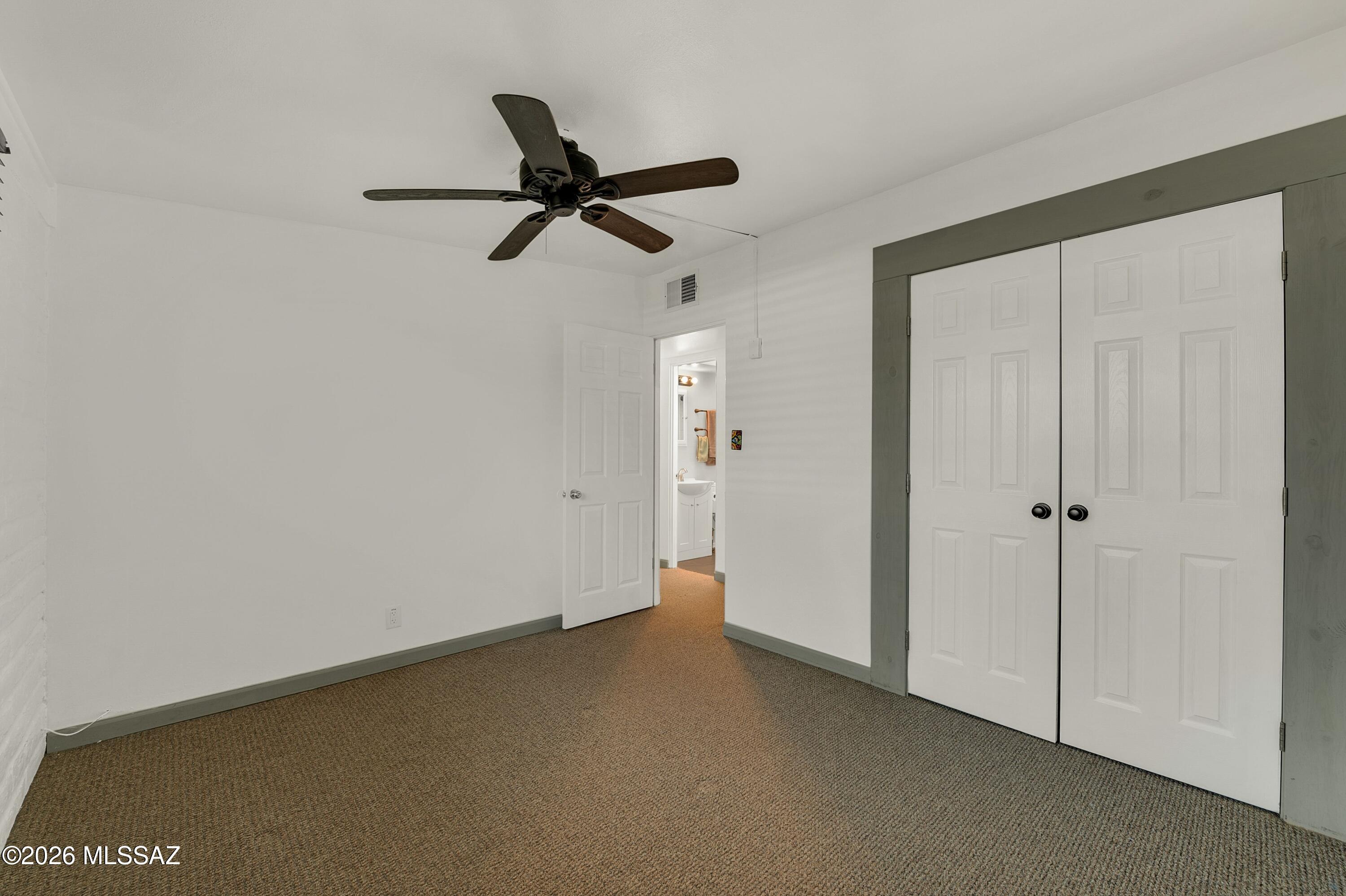 Kingston Knolls Terrace - Residential