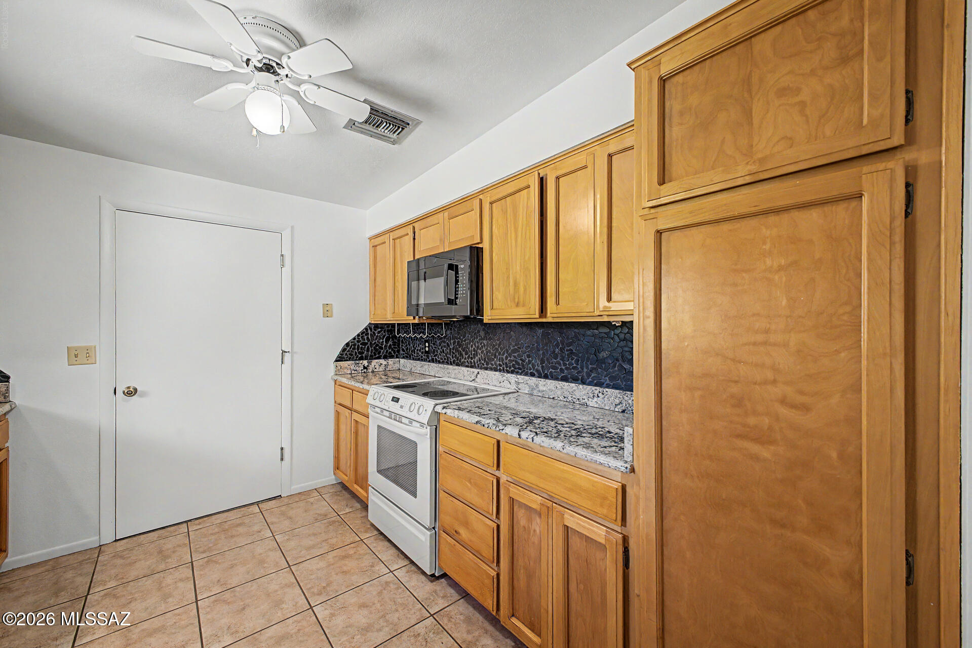 Rio Cancion Twnhms. and Professional - Residential