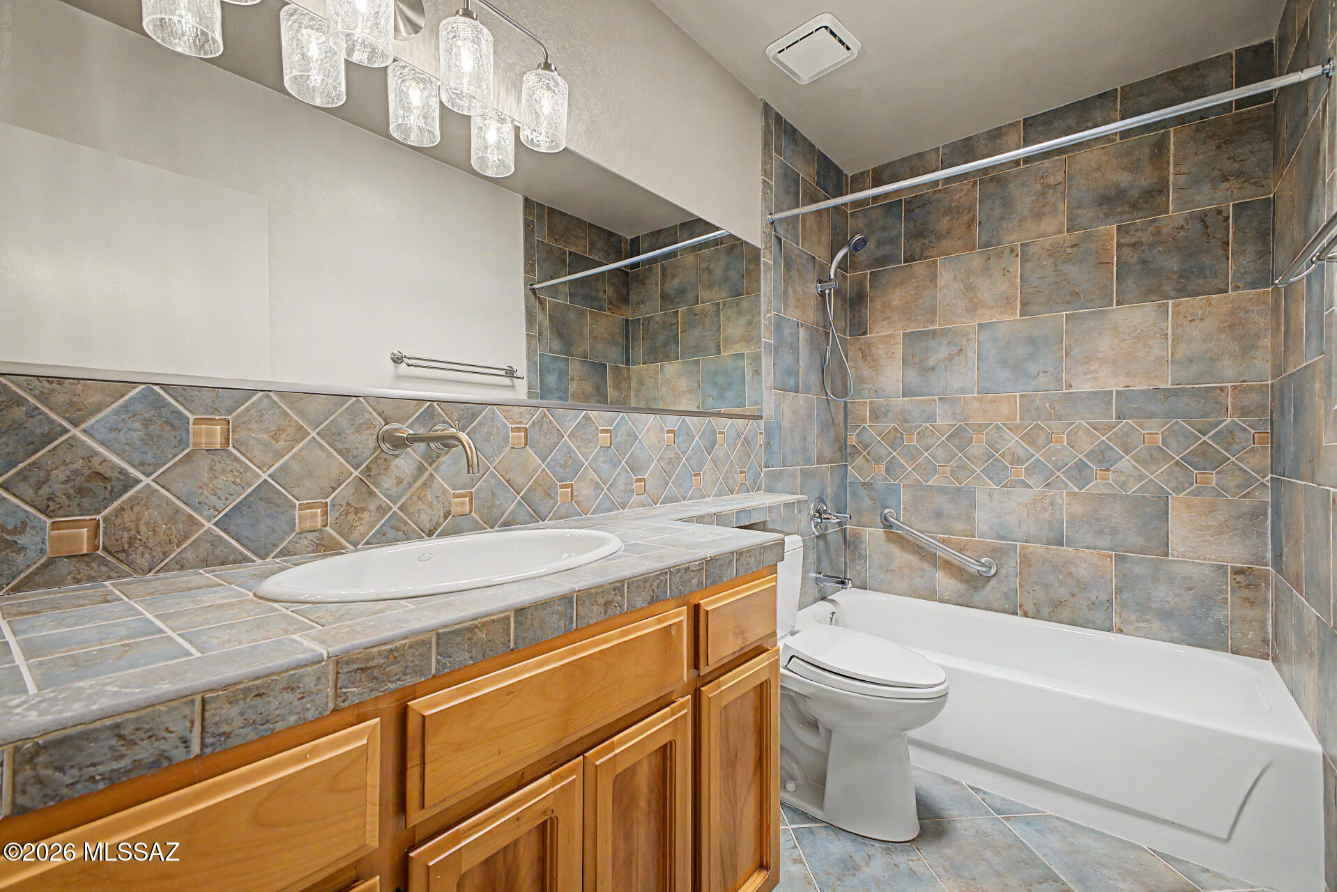 Rio Cancion Twnhms. and Professional - Residential