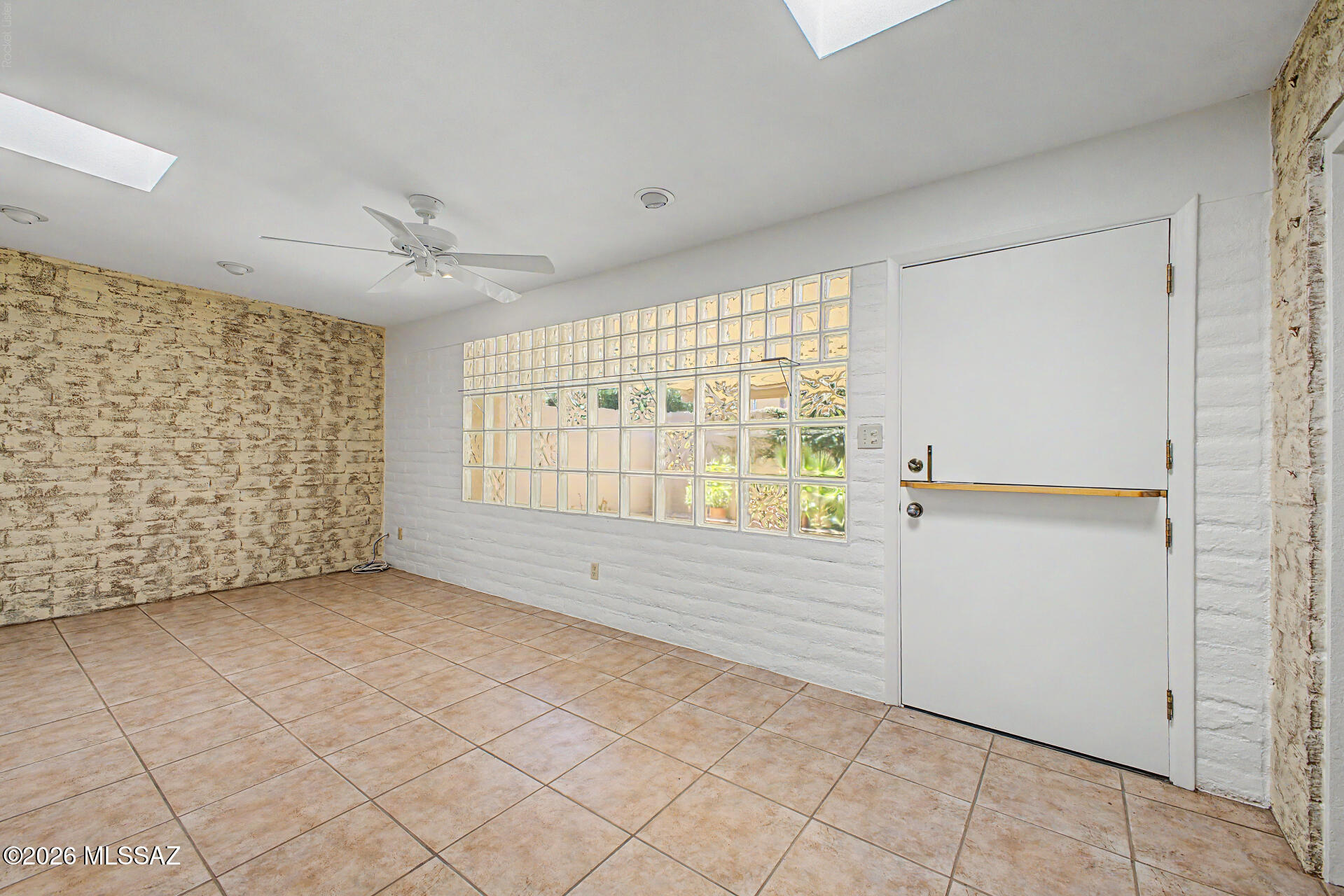 Rio Cancion Twnhms. and Professional - Residential