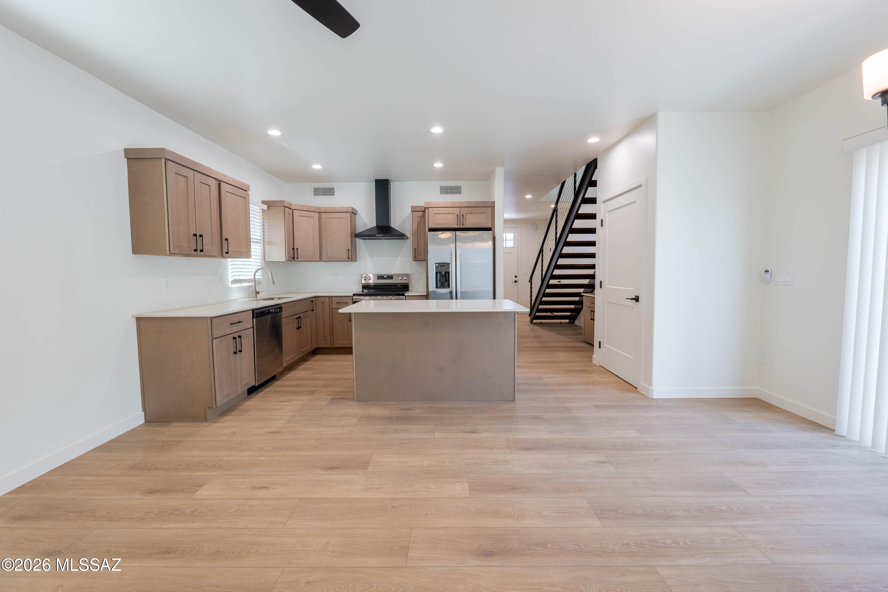 Catalina Heights Annex - Residential Lease