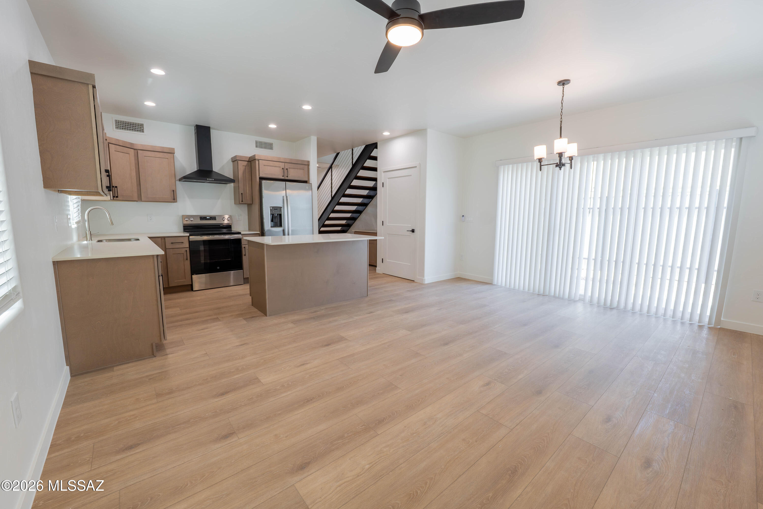 Catalina Heights Annex - Residential Lease