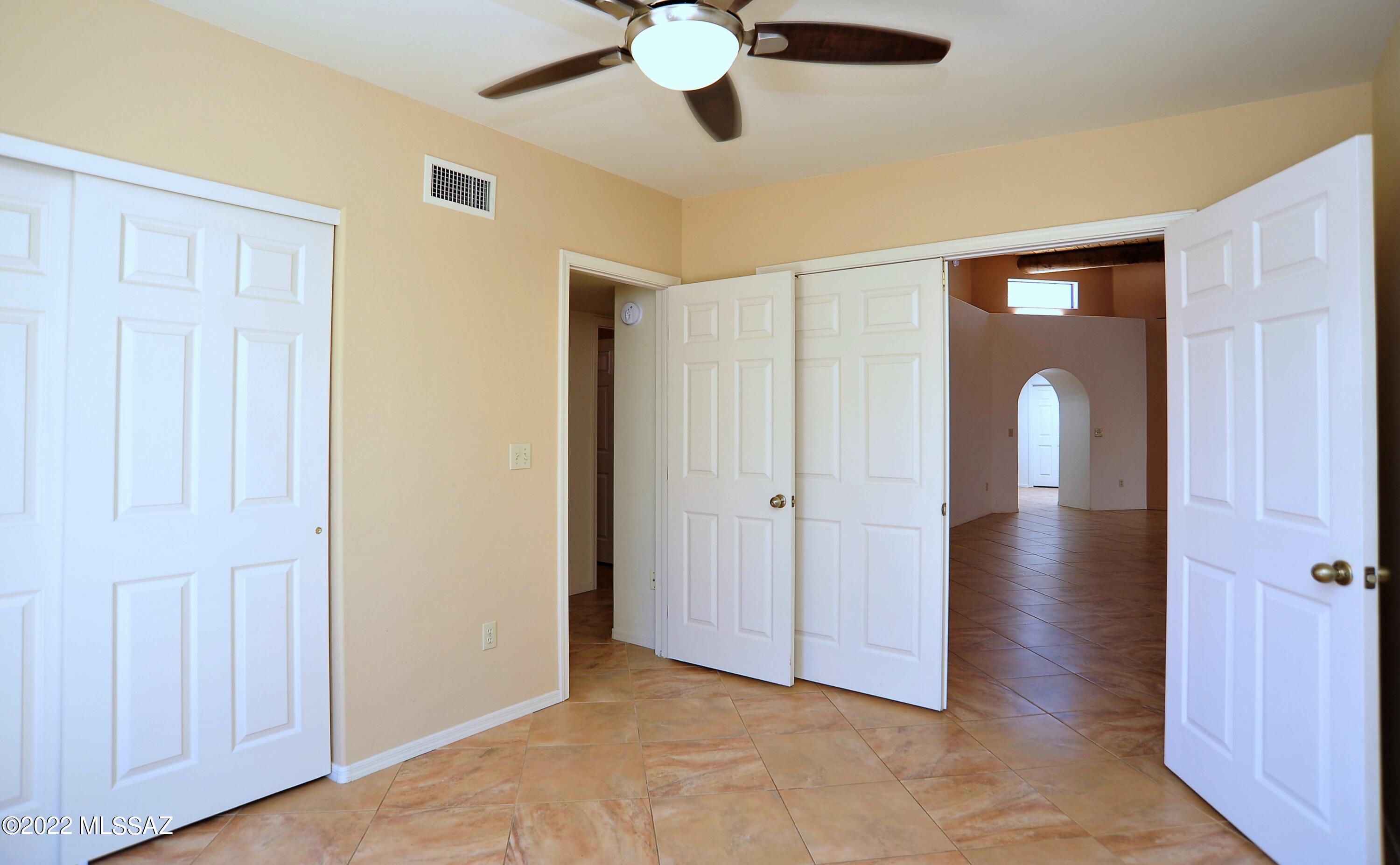 Deer Run (1-63) - Residential Lease
