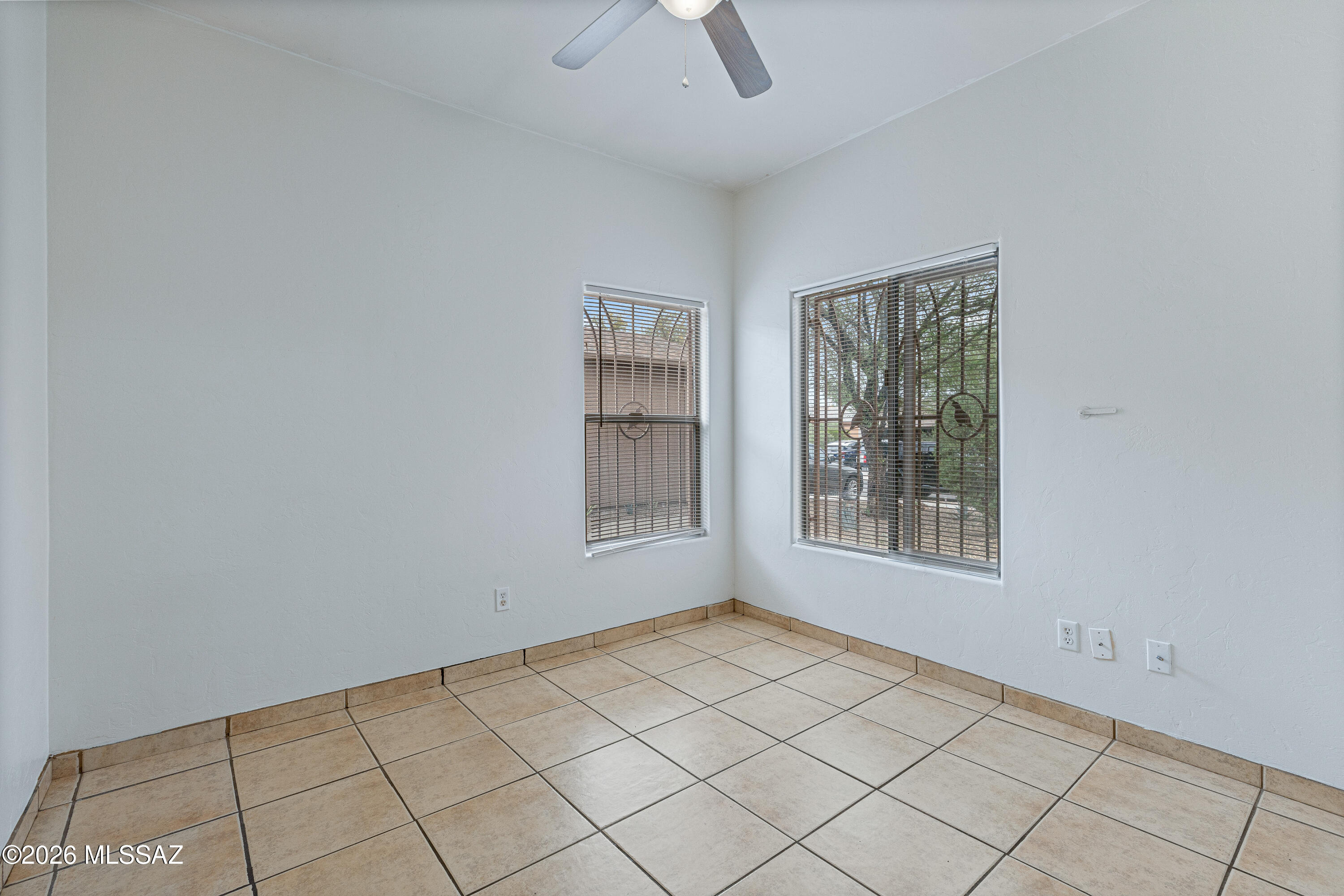 Valencia Place (1-100) - Residential