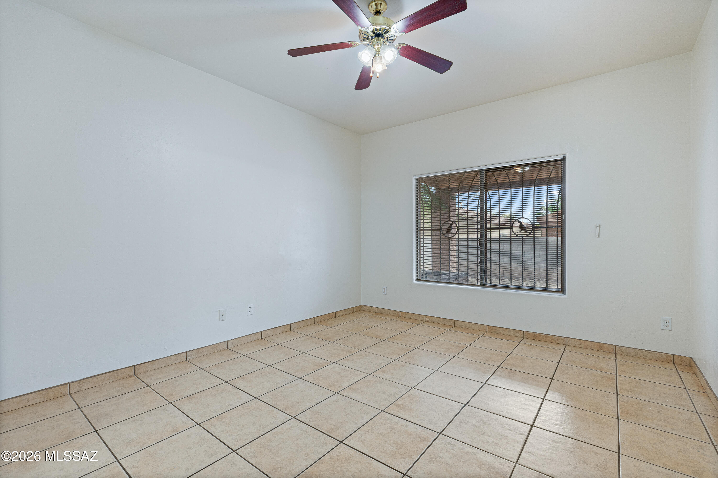 Valencia Place (1-100) - Residential