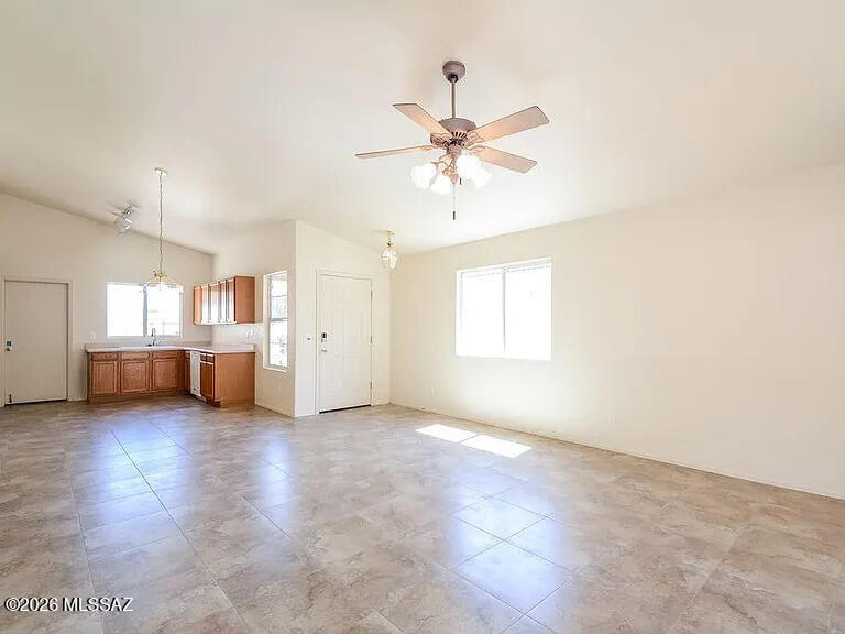 Suncrest (1-127) - Residential Lease