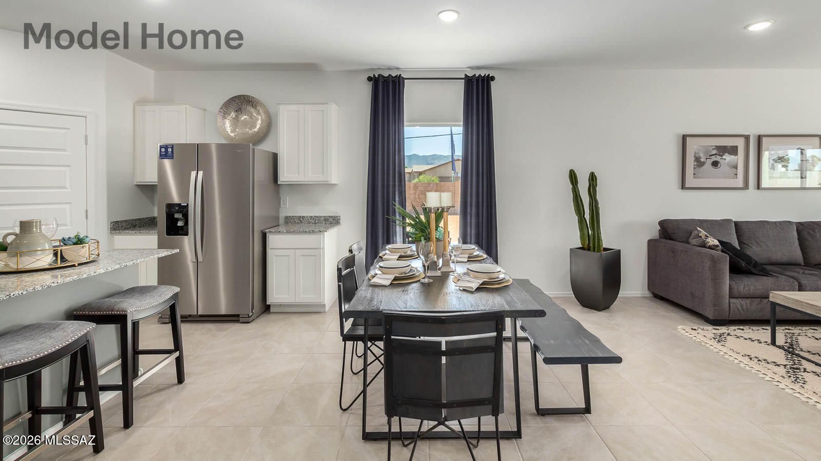 Saguaro Bloom SQ20180540069 - Residential