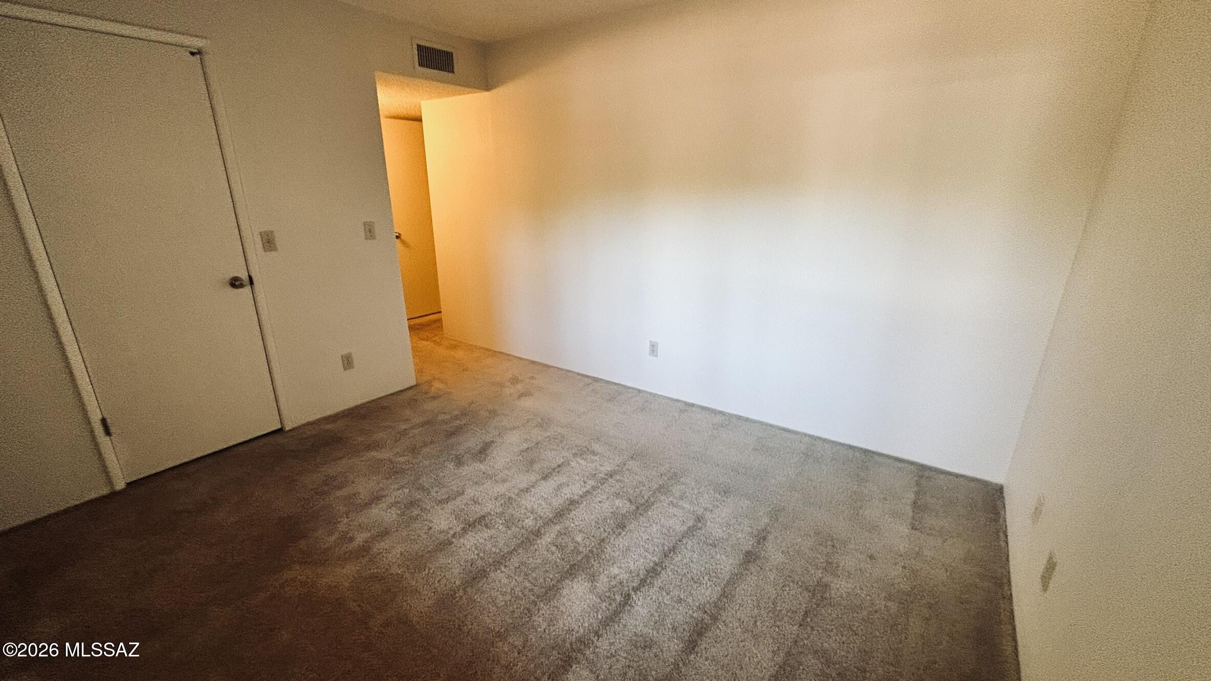 Ridge 22 Condos (1-90) - Residential Lease