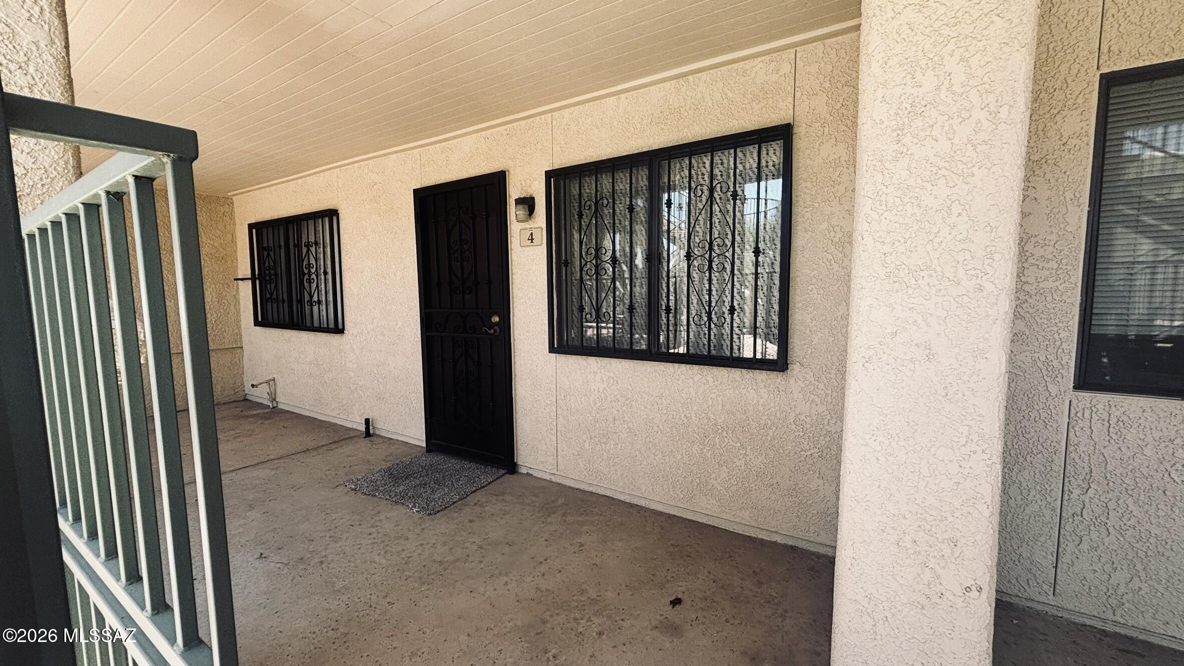 Ridge 22 Condos (1-90) - Residential Lease