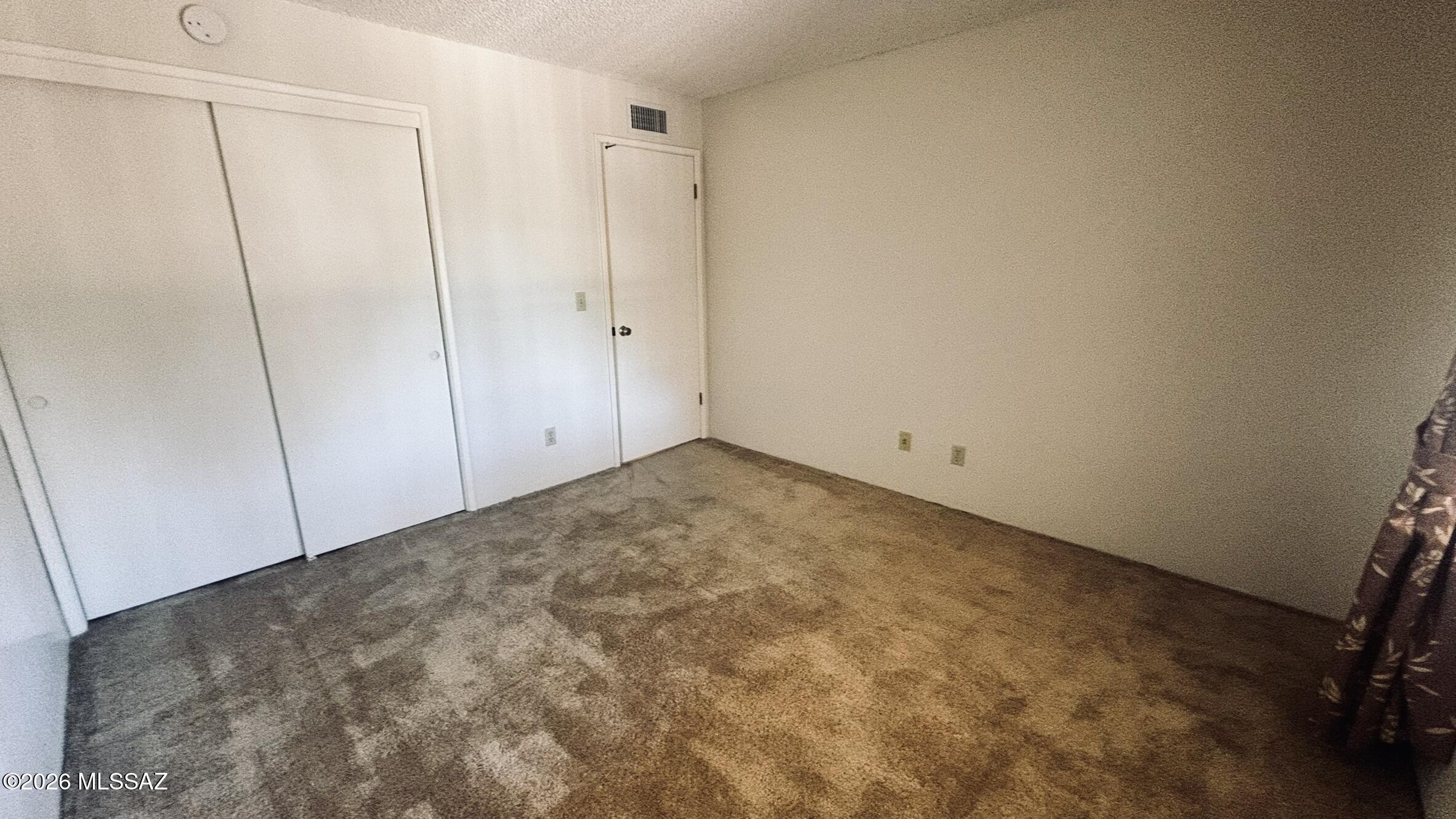 Ridge 22 Condos (1-90) - Residential Lease
