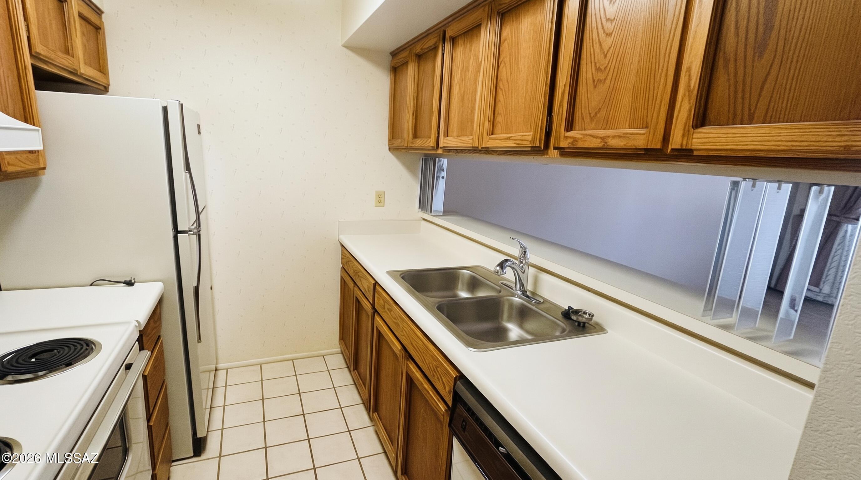 Ridge 22 Condos (1-90) - Residential Lease