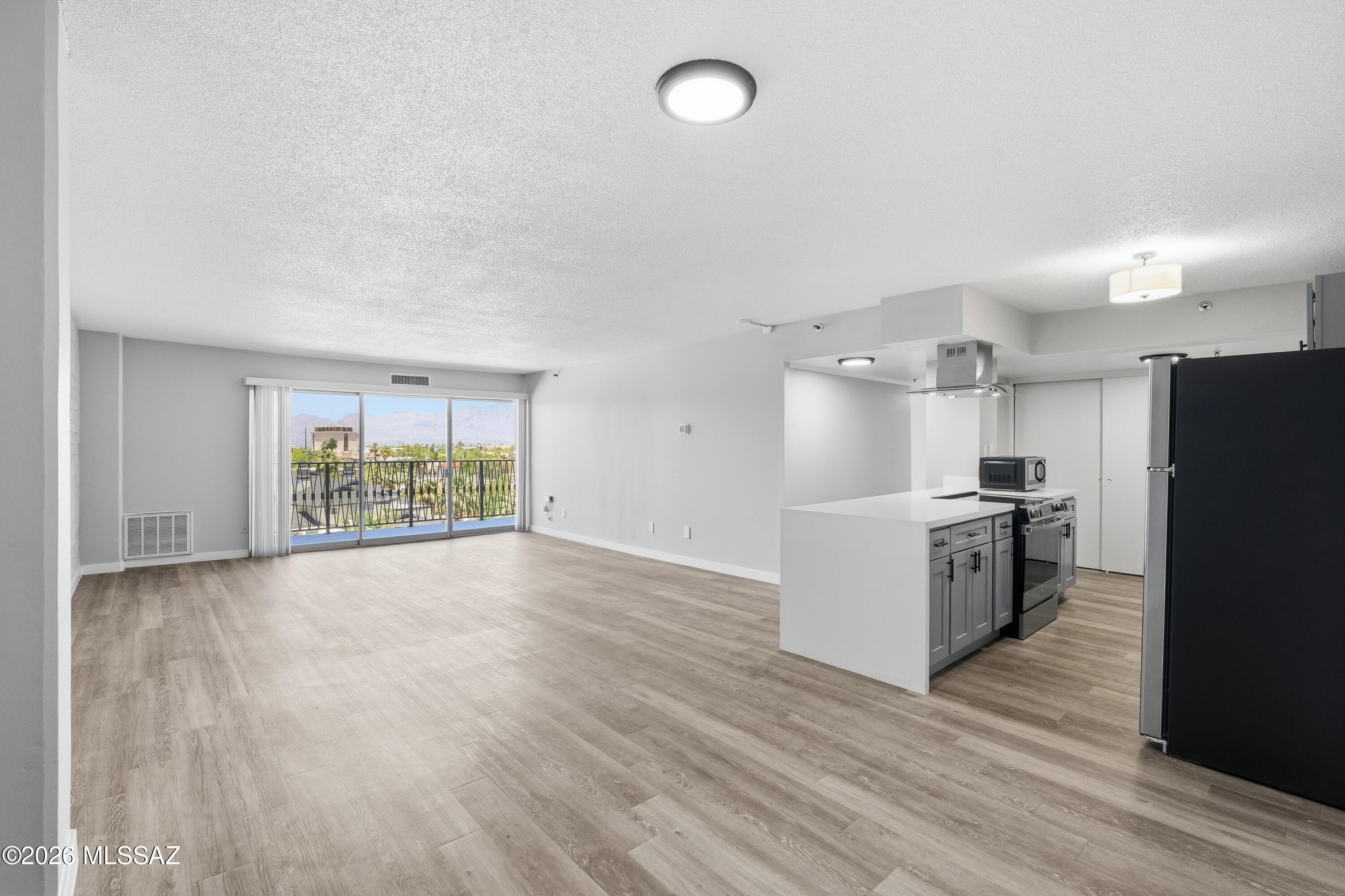 Redondo Towers Condos - Residential Lease