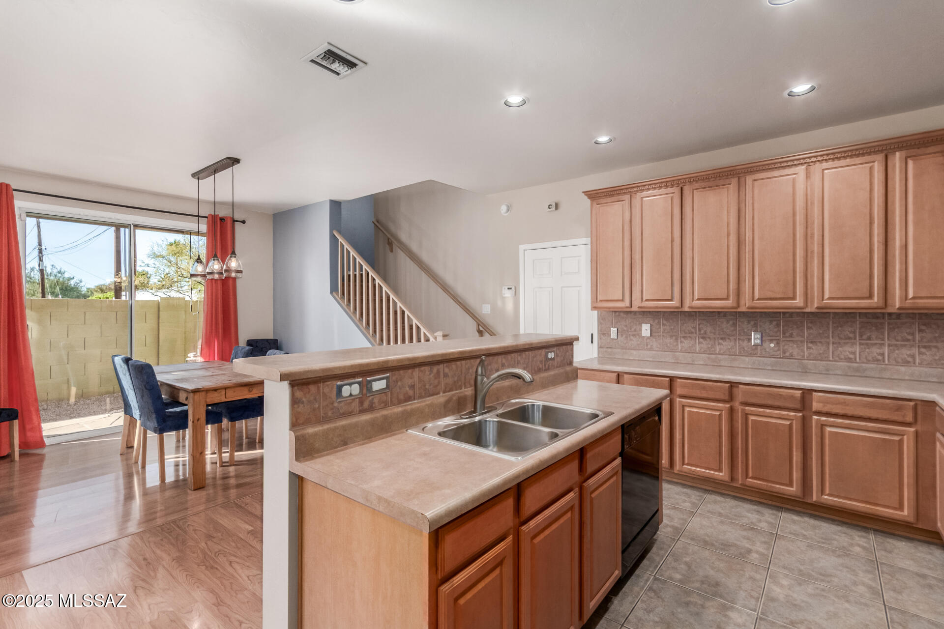Catalina Vistas - Residential