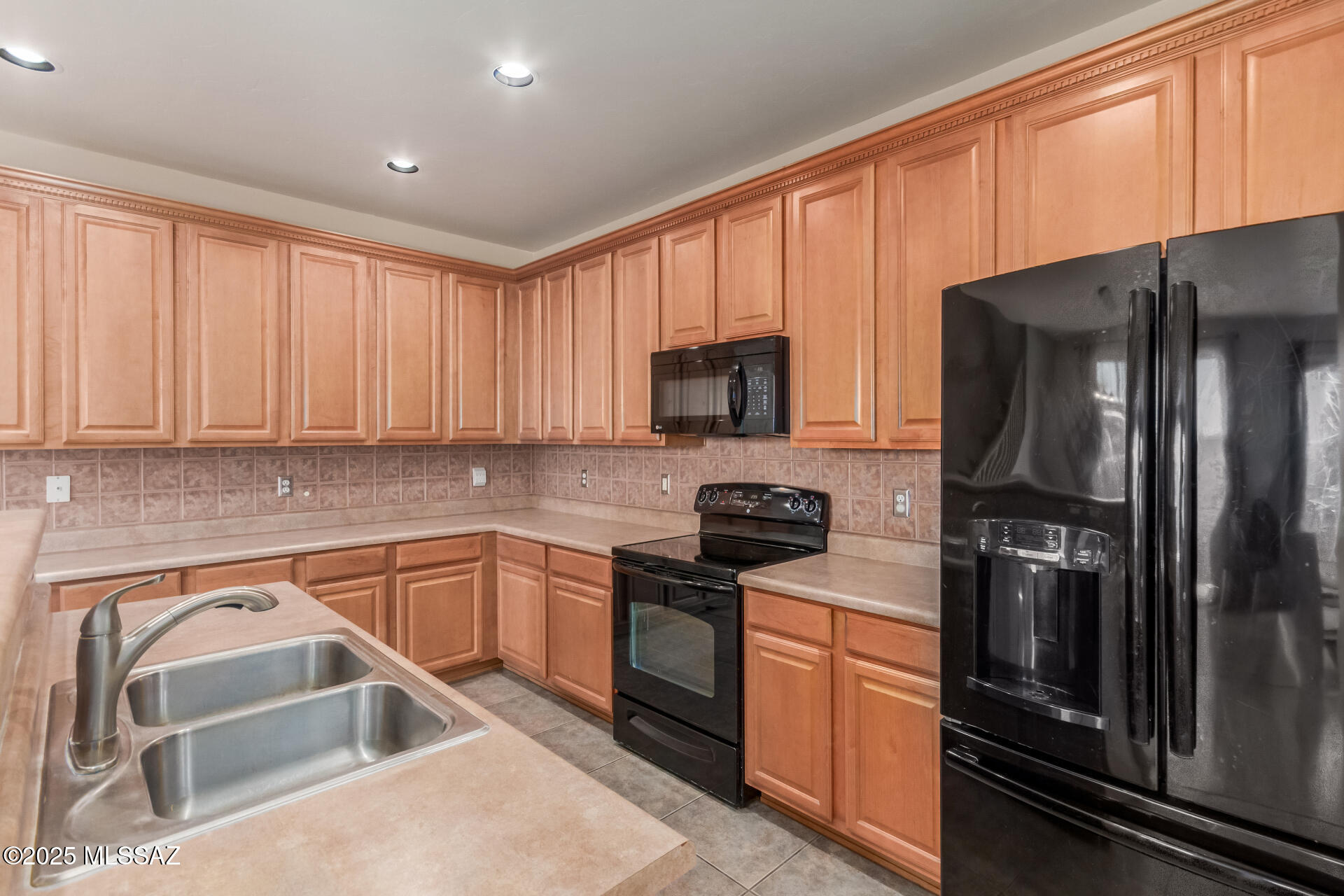 Catalina Vistas - Residential