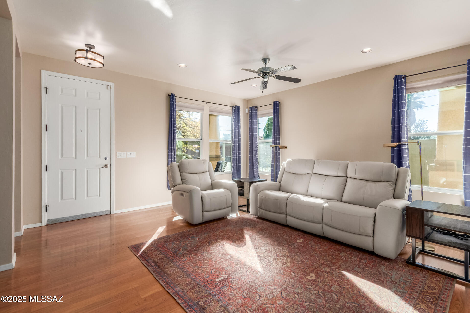 Catalina Vistas - Residential