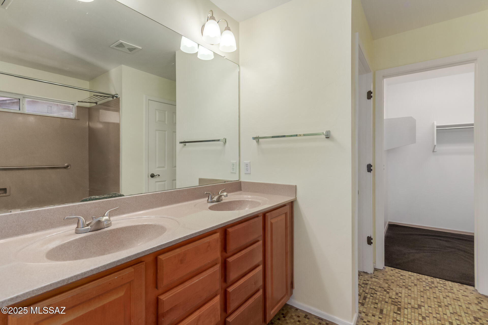 Catalina Vistas - Residential