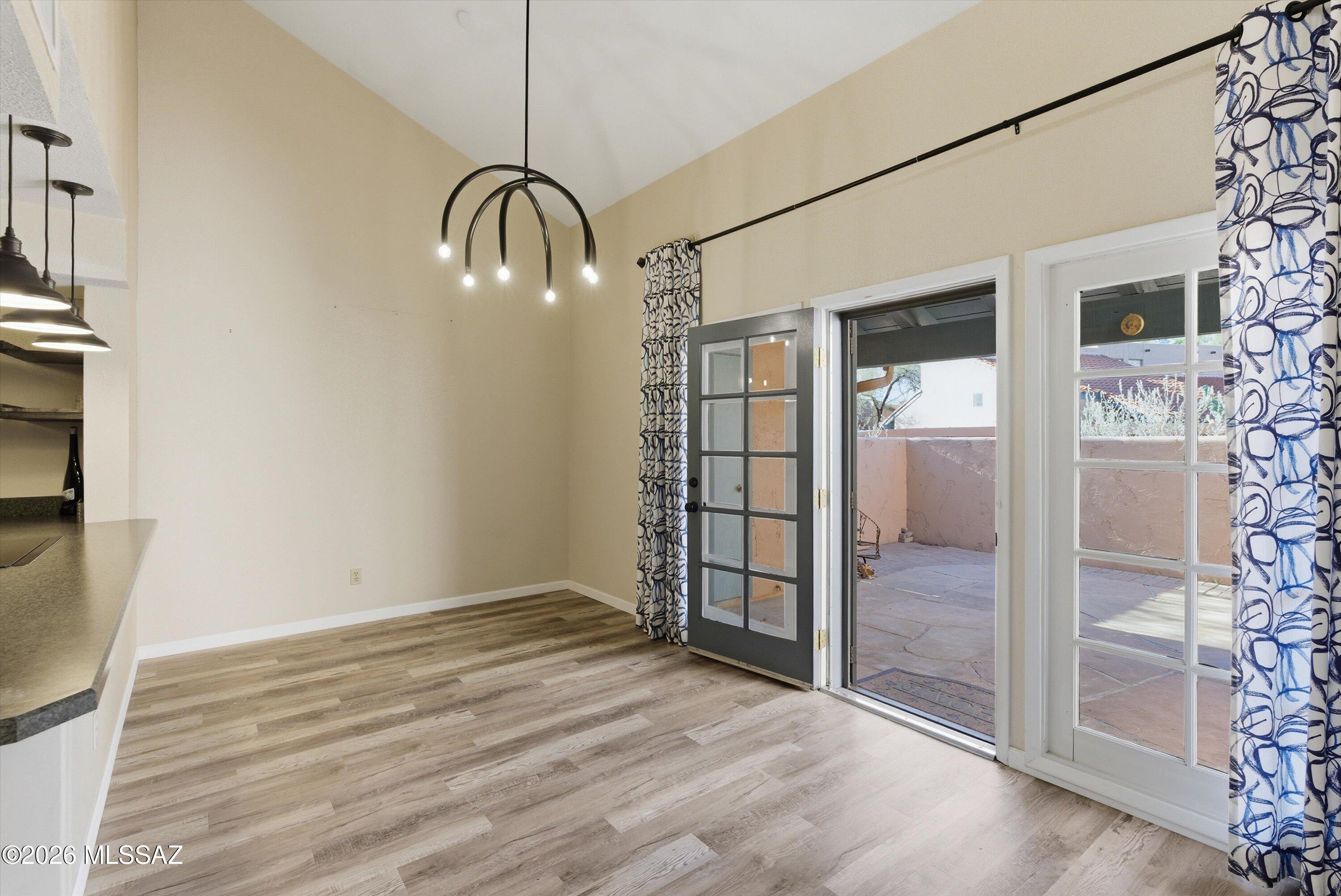 Ventana De Sabino North (1-127) - Residential