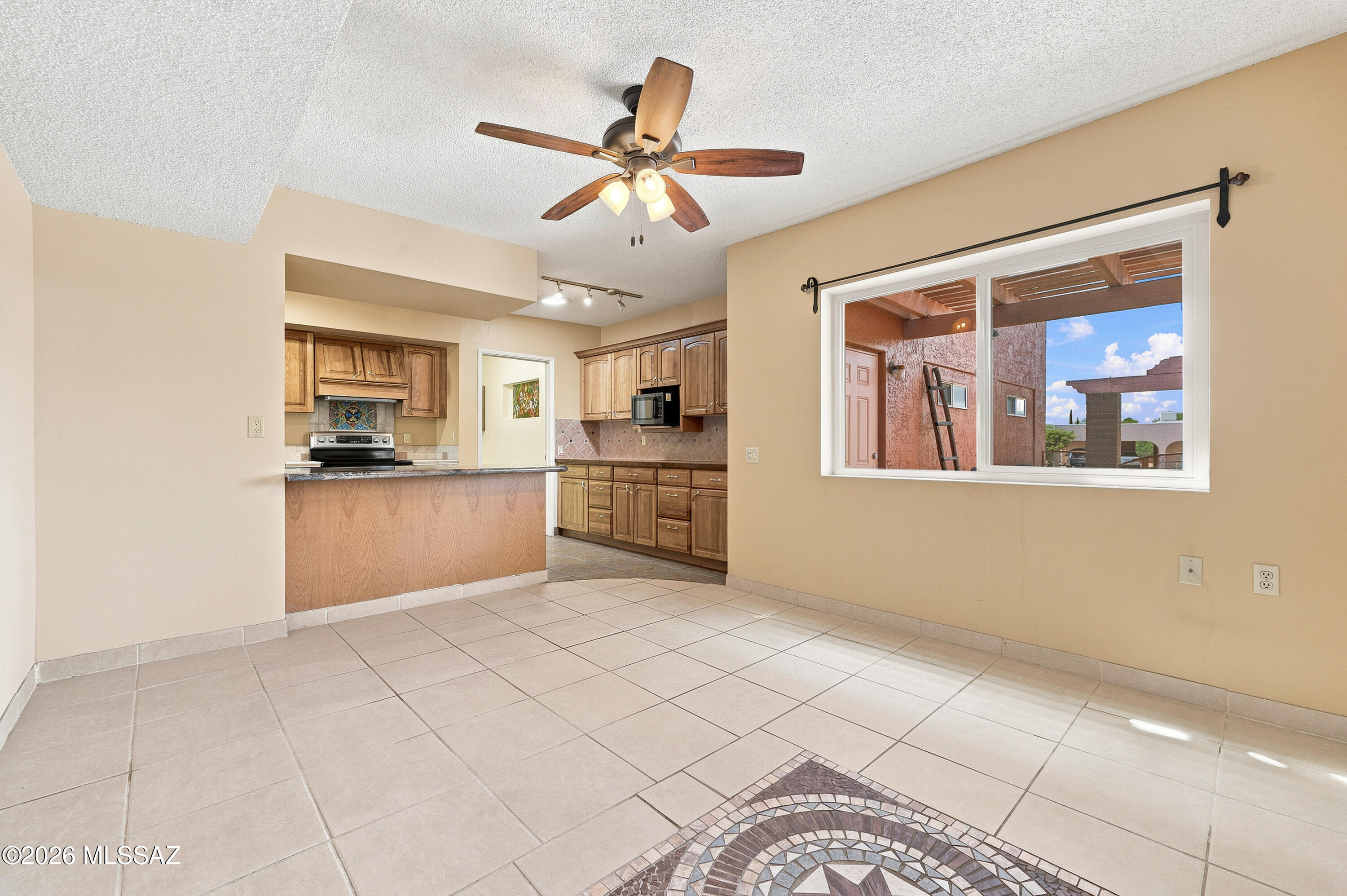 Continental Vistas(1-302) - Residential