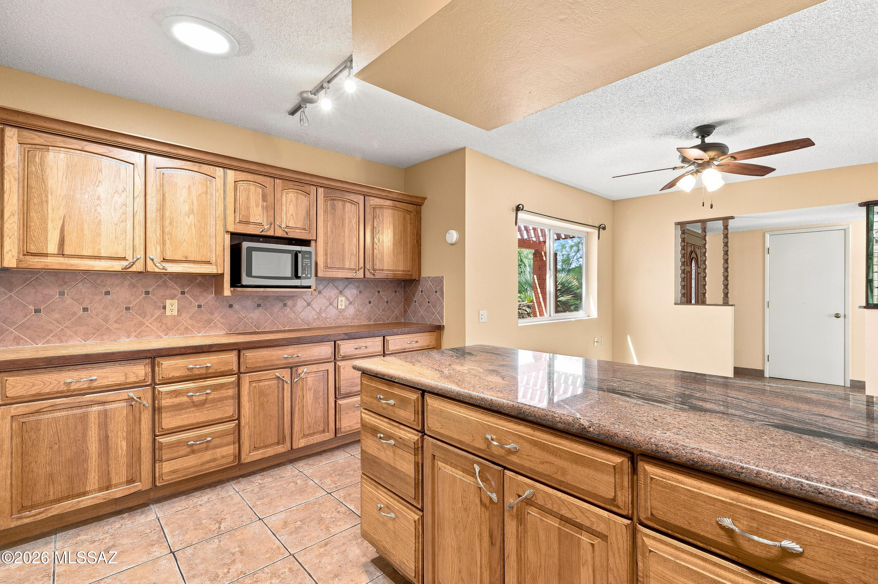 Continental Vistas(1-302) - Residential