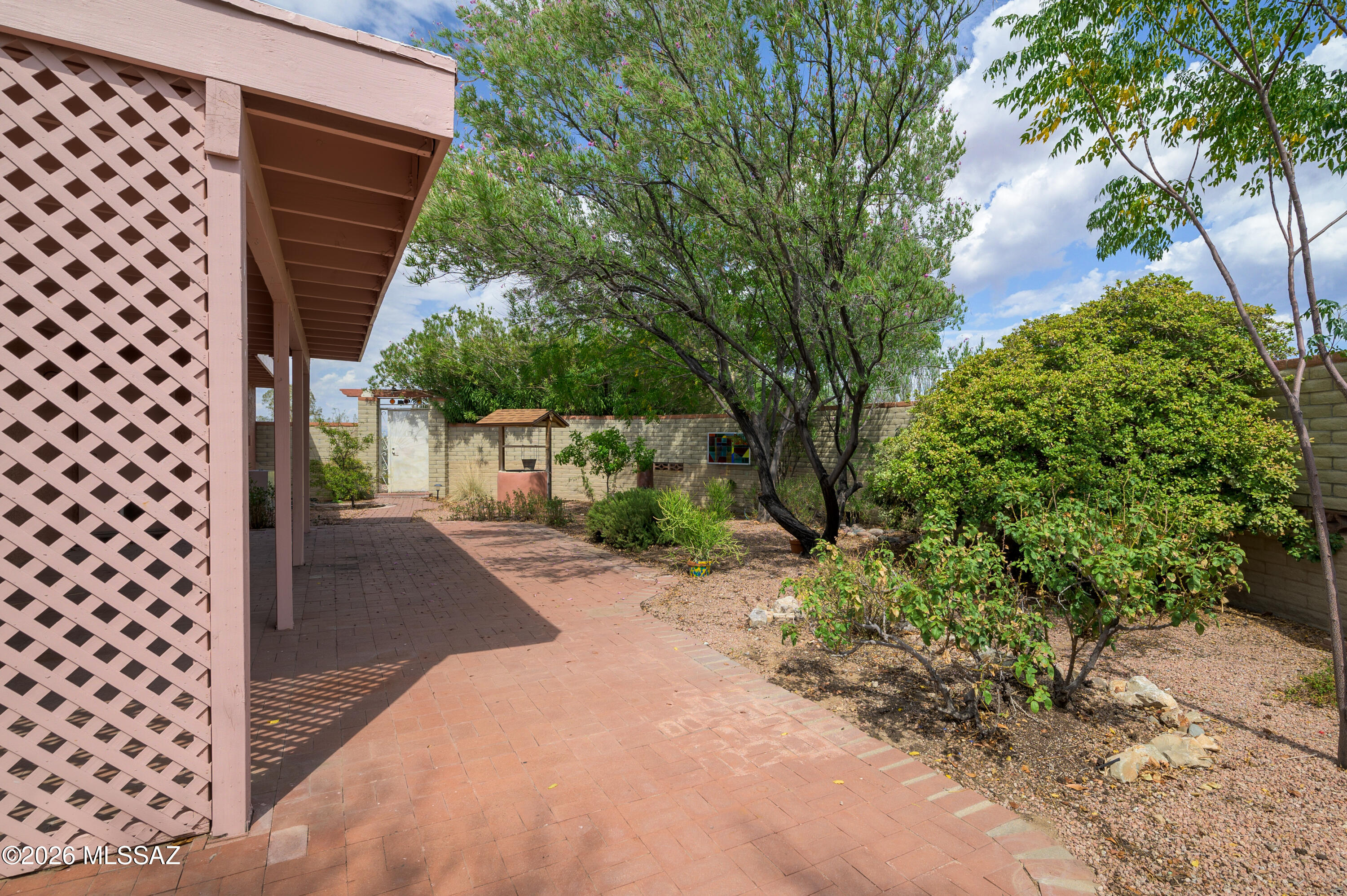 Continental Vistas(1-302) - Residential