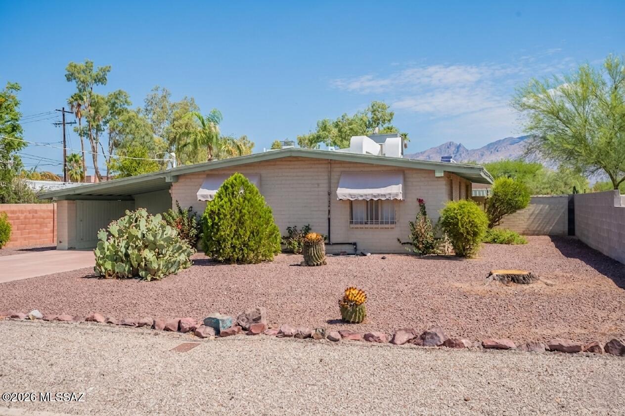 Cloverleaf Resub. - Residential