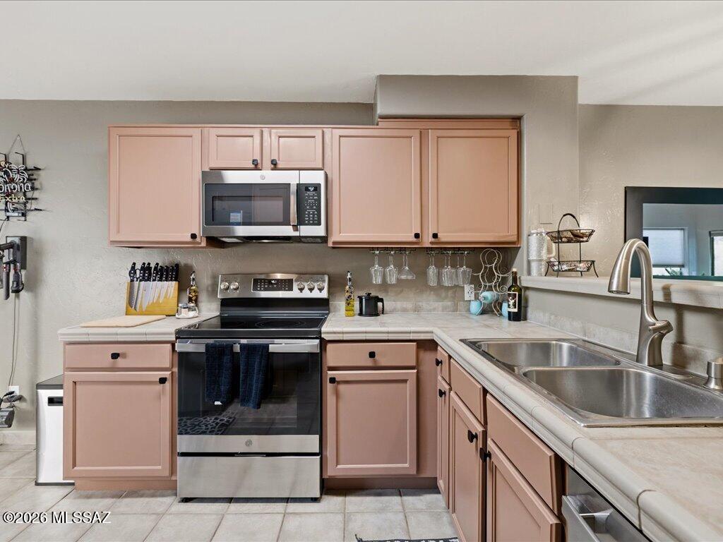 Dakotah Hills Condominium - Residential