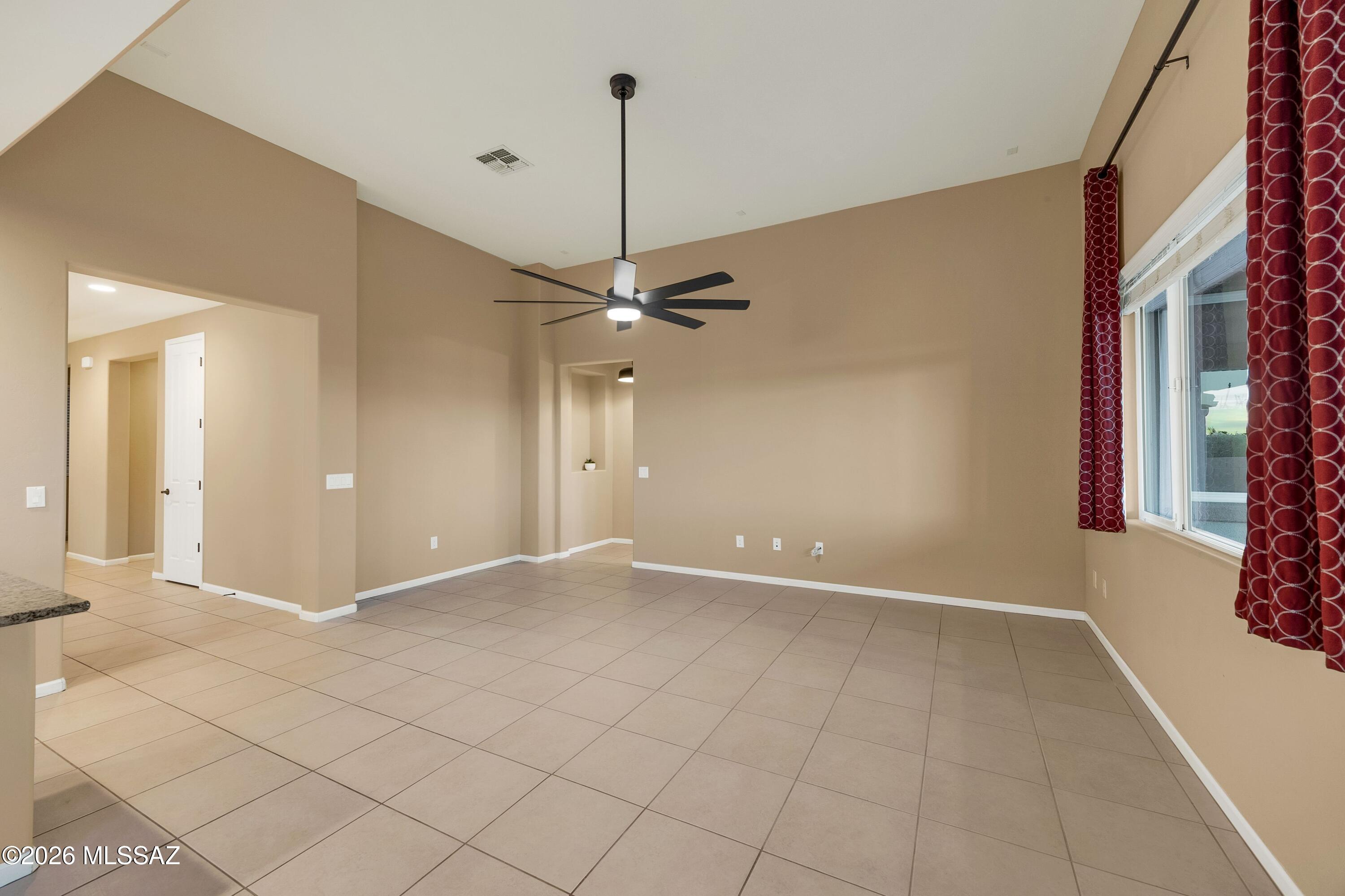 Golden Barrel Place At Dove Mountain SQ20141710079 - Residential