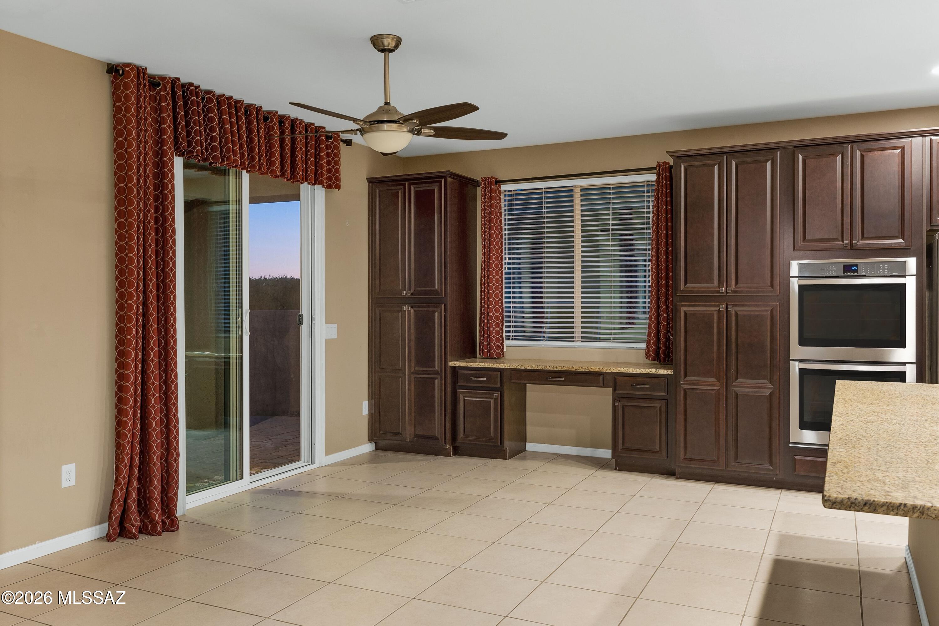 Golden Barrel Place At Dove Mountain SQ20141710079 - Residential
