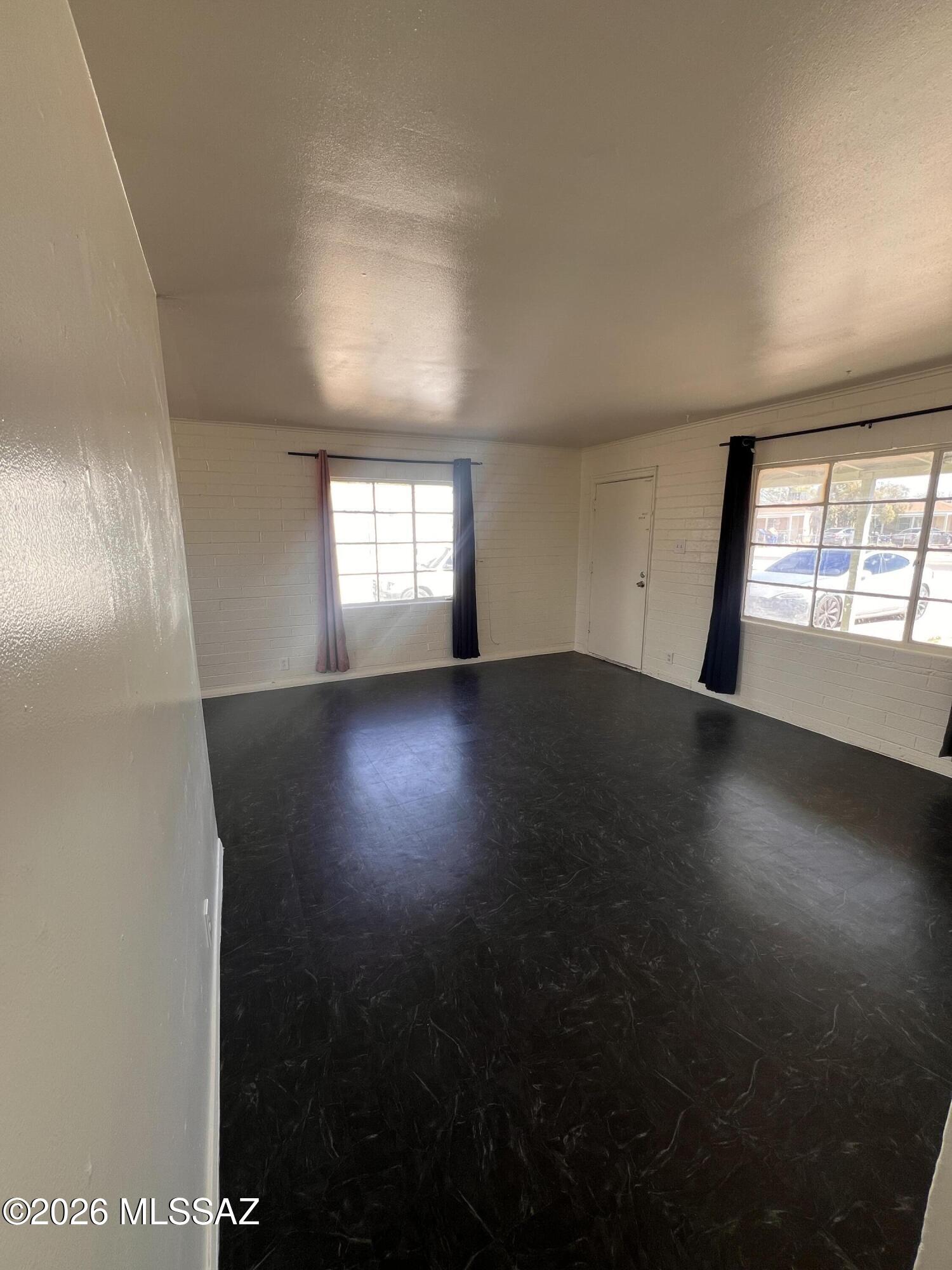 Sunland Gardens - Residential Lease