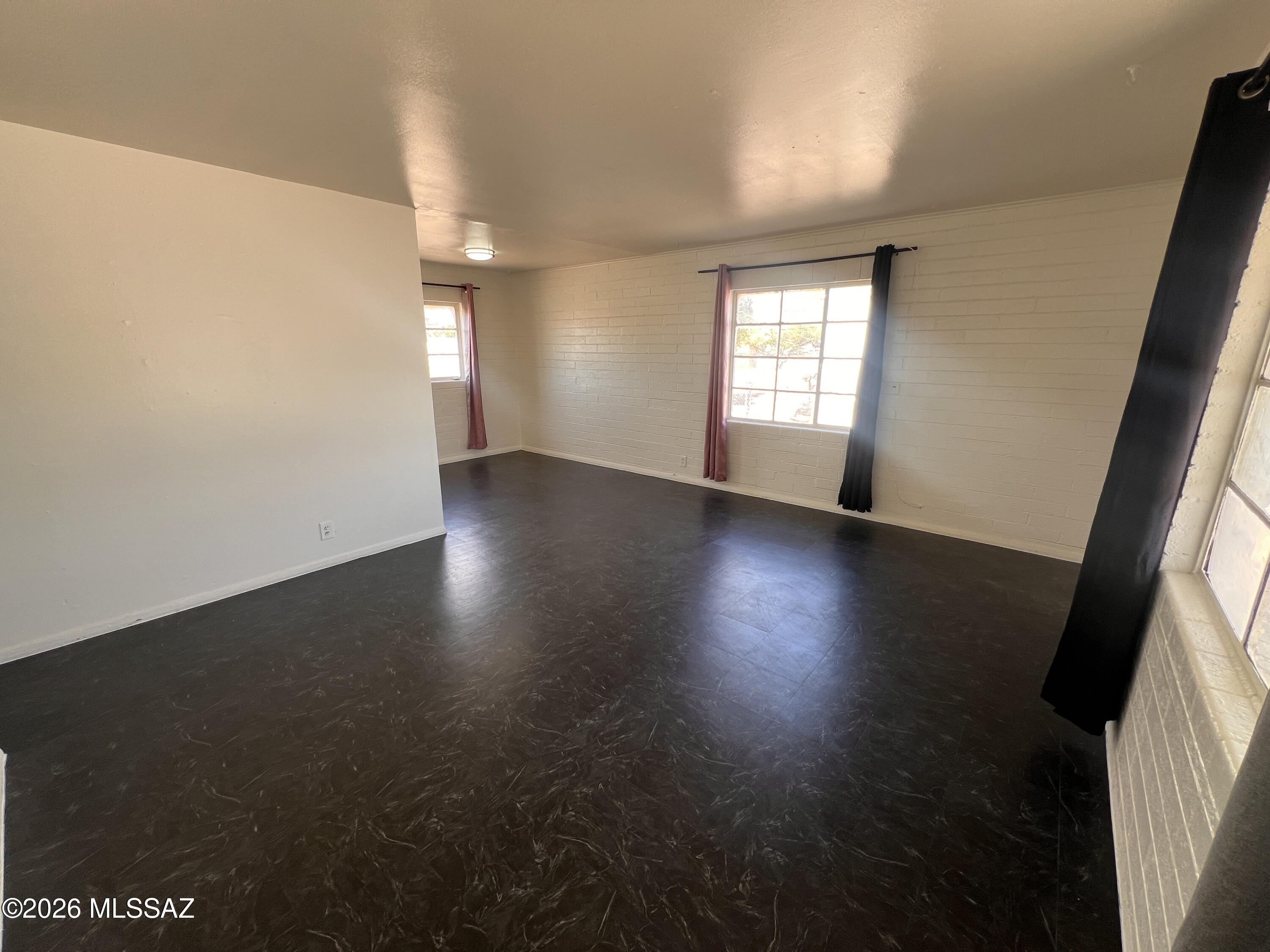 Sunland Gardens - Residential Lease
